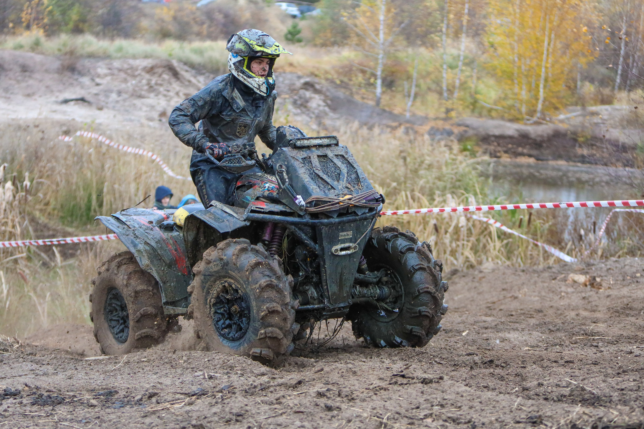 Гонки на квадроциклах Грязевое кольцо. Спортивный фотограф в Самаре