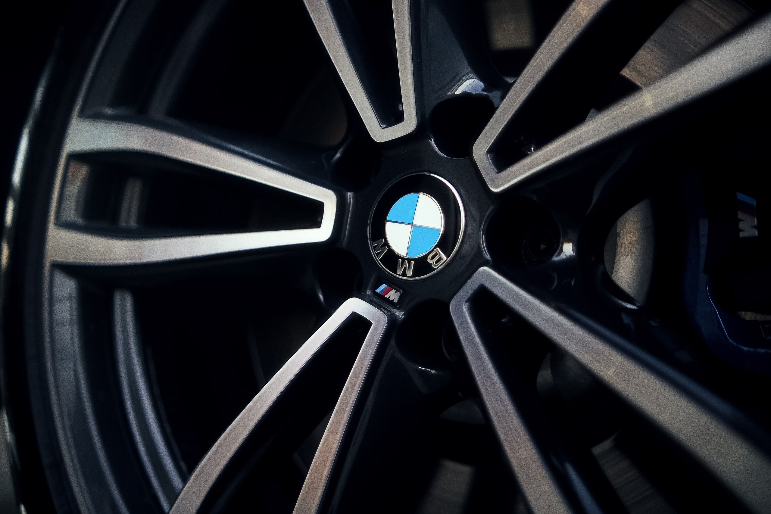 BMW 760Li. Фотограф в Новосибирске Владислав Унтерберг