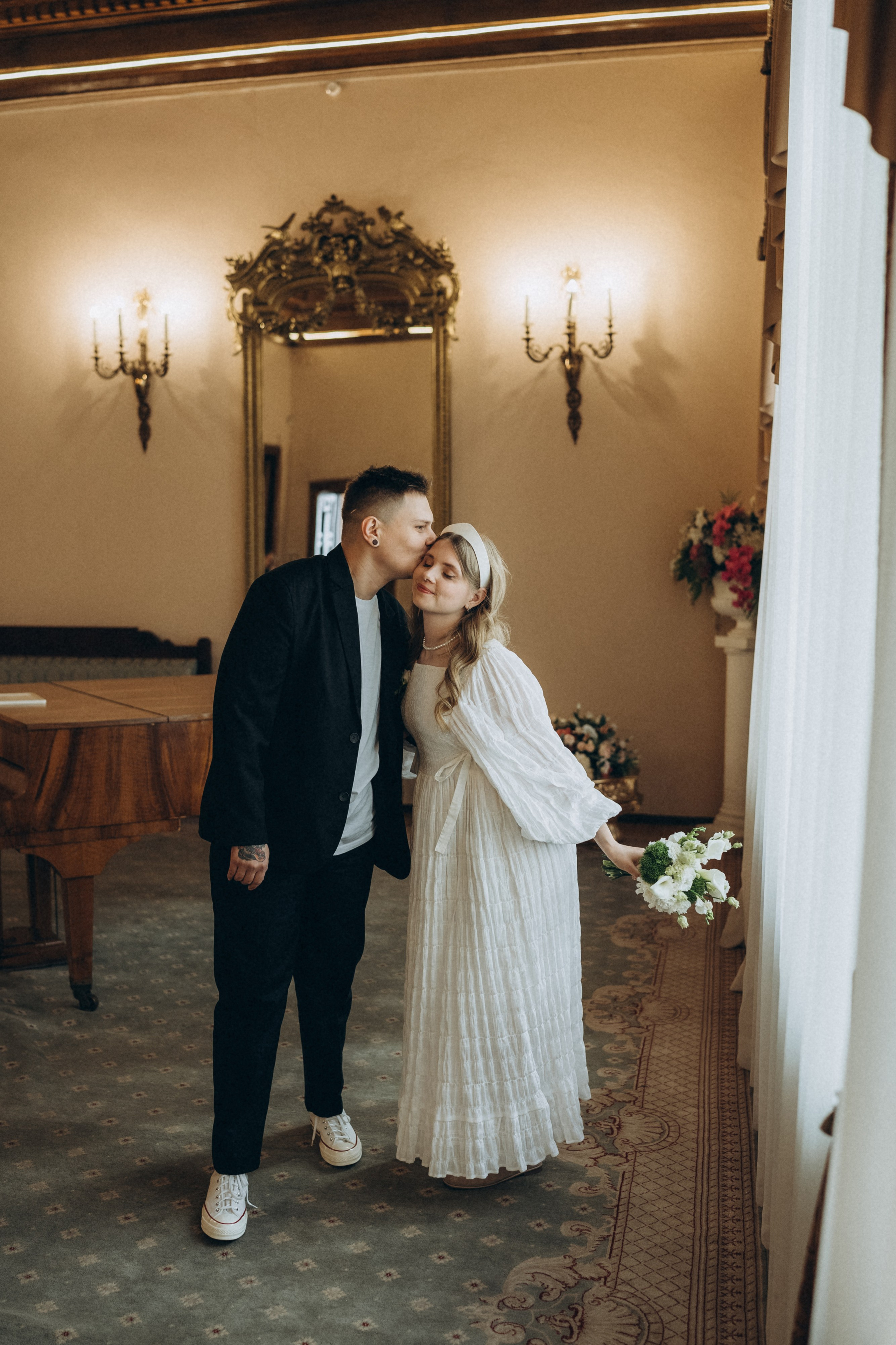 Любовь во 2-м Дворце Бракосочетания. Фотограф в Санкт-Петербурге — Лучина Екатерина