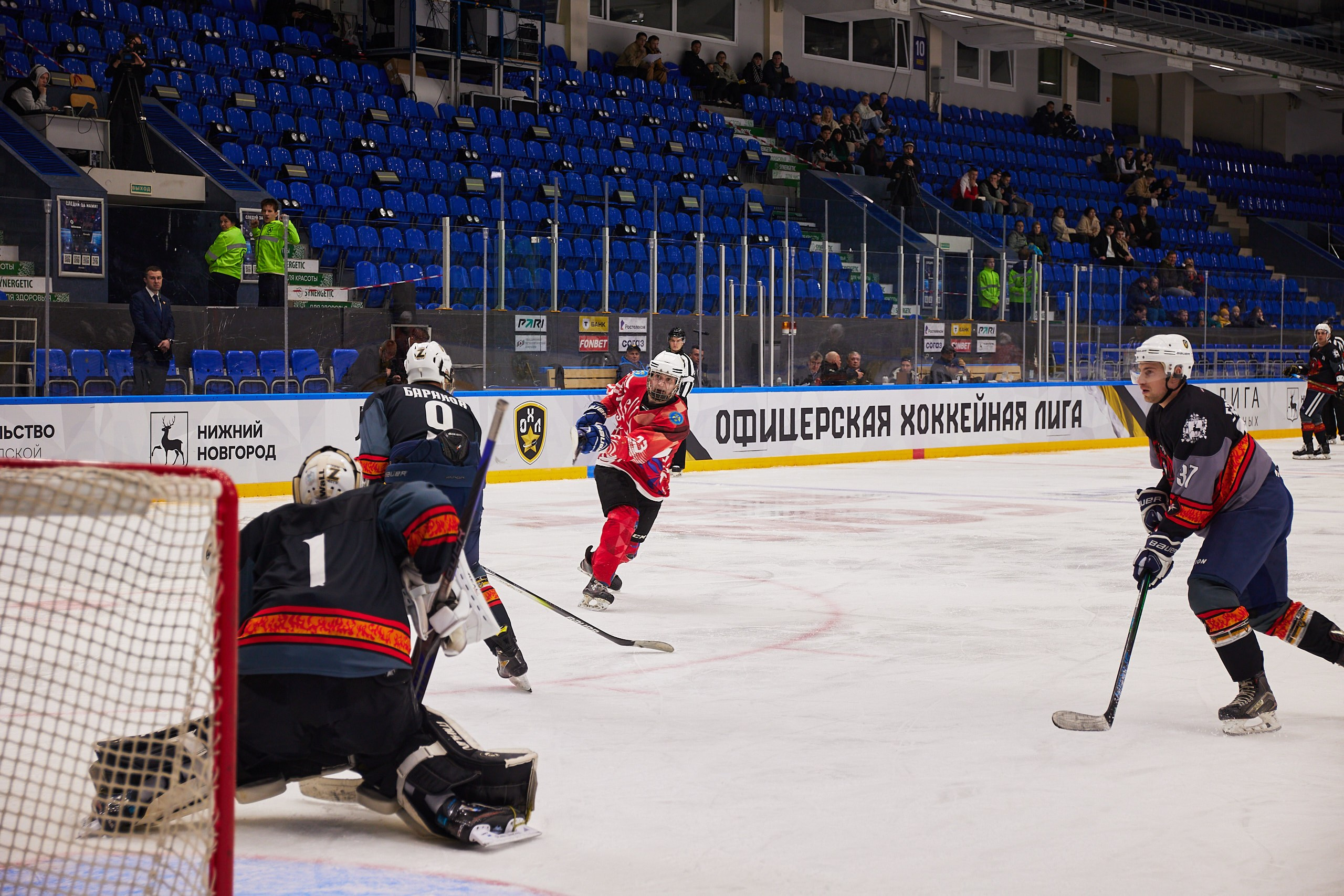 Репортаж. Офицерская хоккейная лига 2025 год. Спортивный фотограф Некрасов Денис