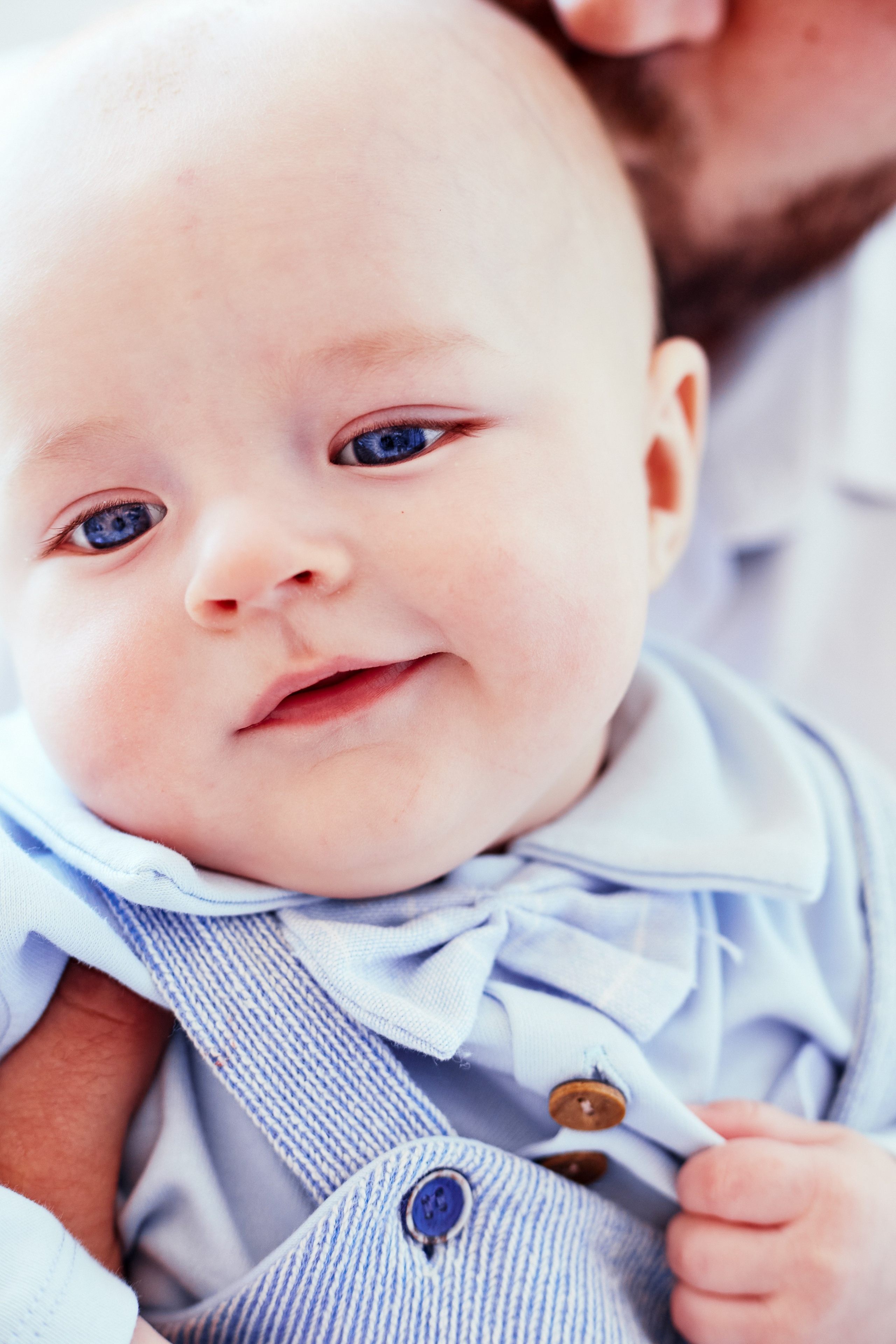 Студийная, белый зал для ребят. Детский семейный фотограф в Москве Светлана Микадзе