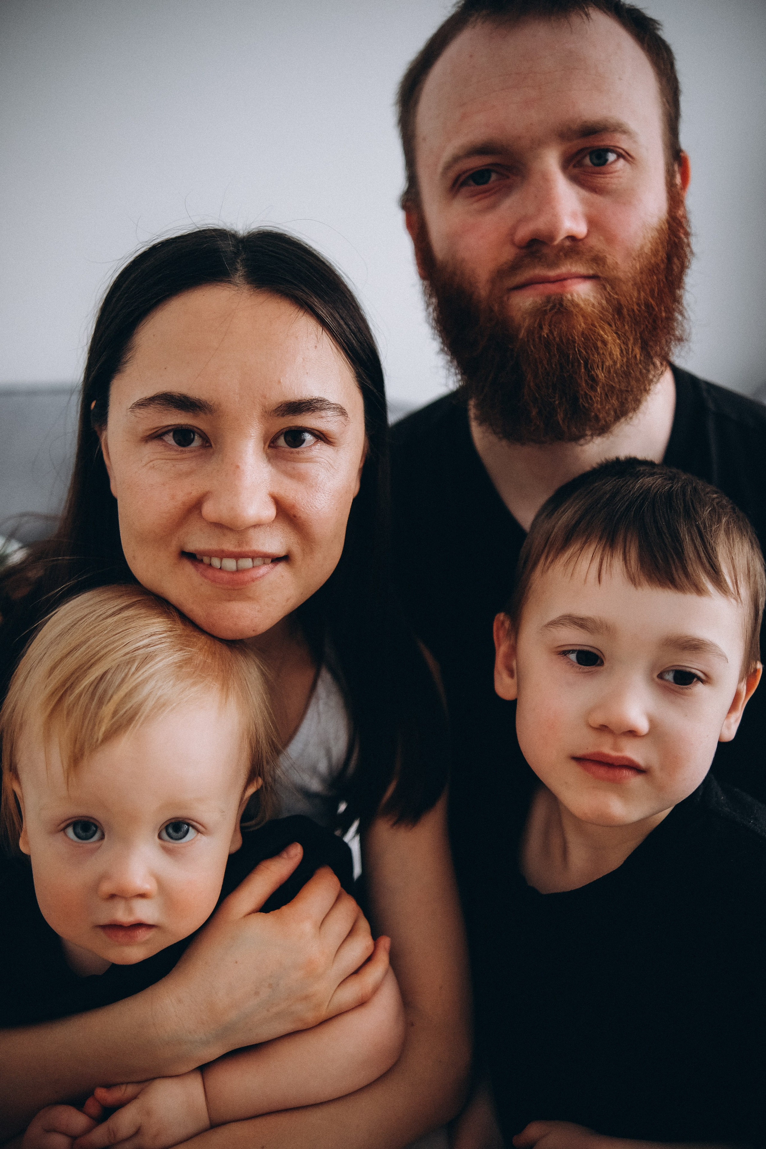 У Ирины дома. Семейный детский ньюборн фотограф в Москве Марта Петрова