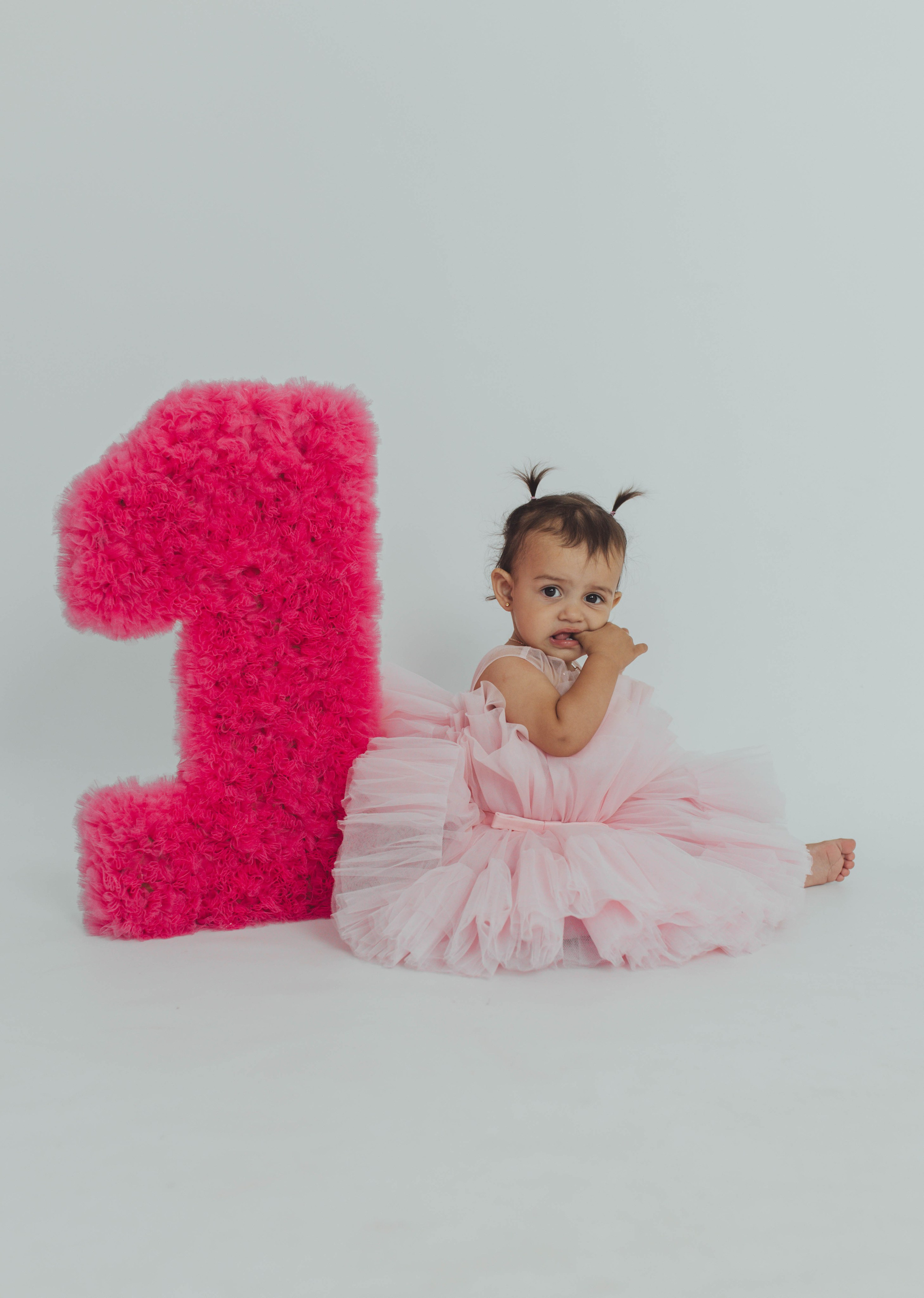 Годик в студии. Фотограф новорожденных и семей с детьми Севастополь