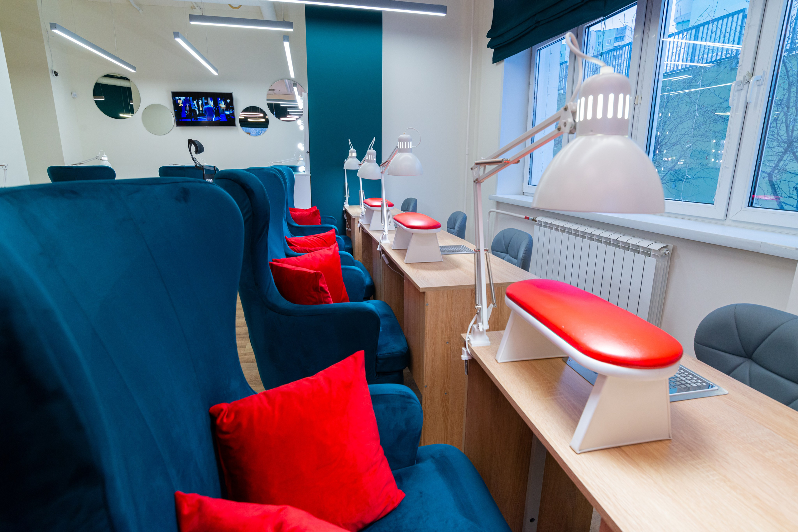 Интерьерная фотосъёмка салонов красоты Force Majeure. Репортажный и персональный фотограф в Москве