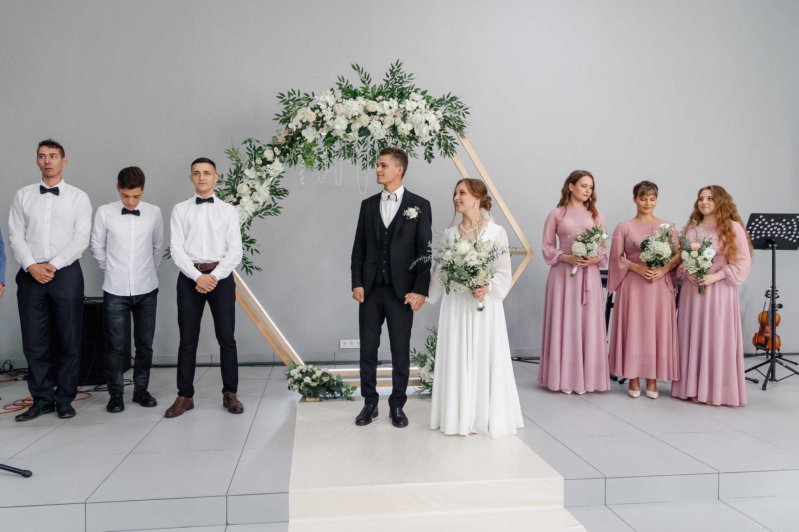 Тимофей и Маргарита. Озеро Лотосов. Венчание в церкви. Свадебный фотограф в Хабаровске