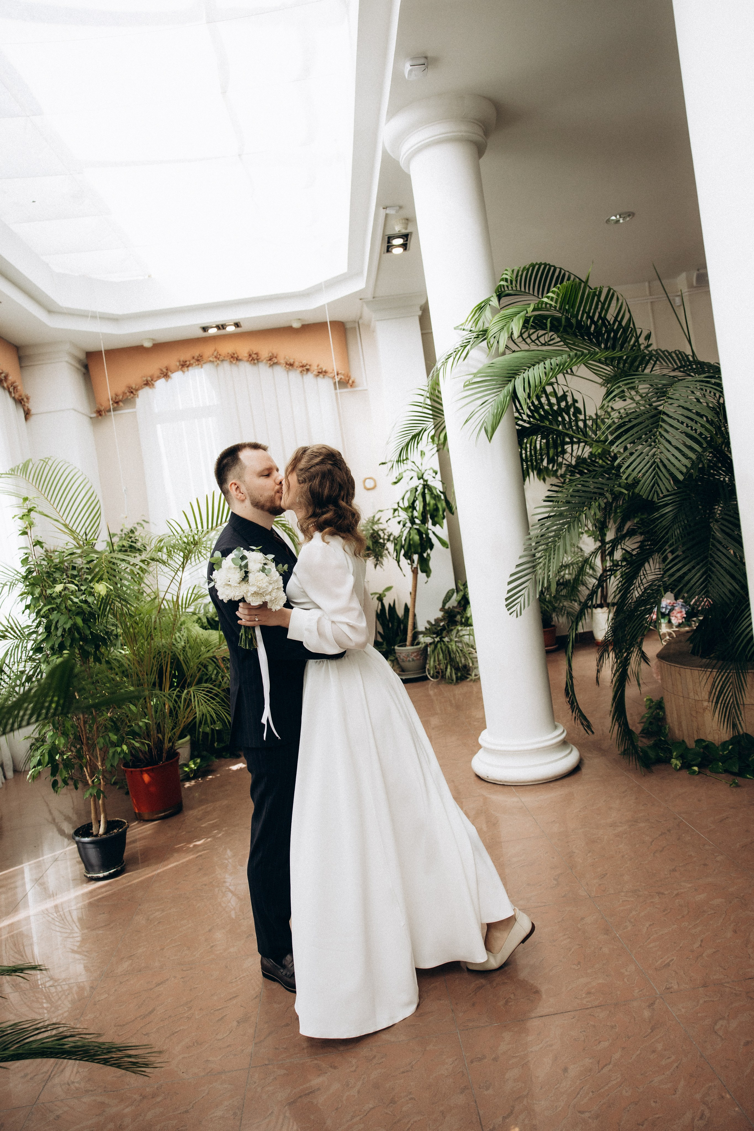 Влада & Сережа. Загс приморского рна + Дом ученых. Phdkvmr.ru