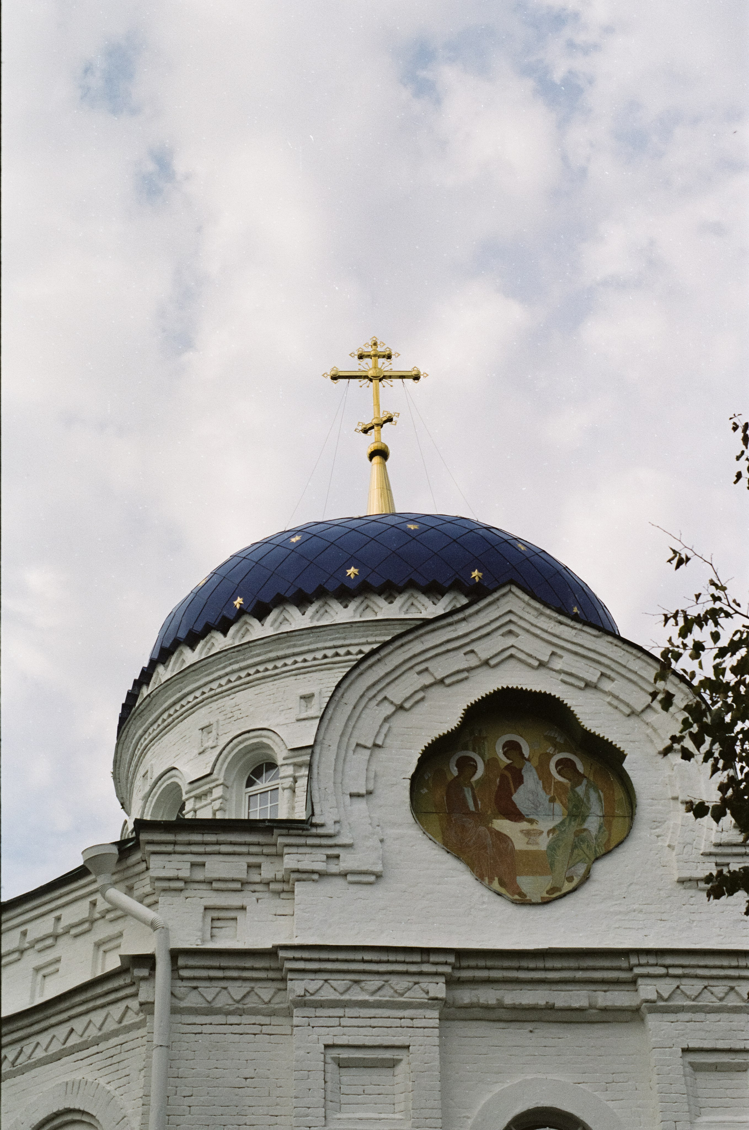 Cosina CT-1 — SMC Pentax-M 50 mm f/1.4 | Fujifilm Reala 100 | Сентябрь 2026 г