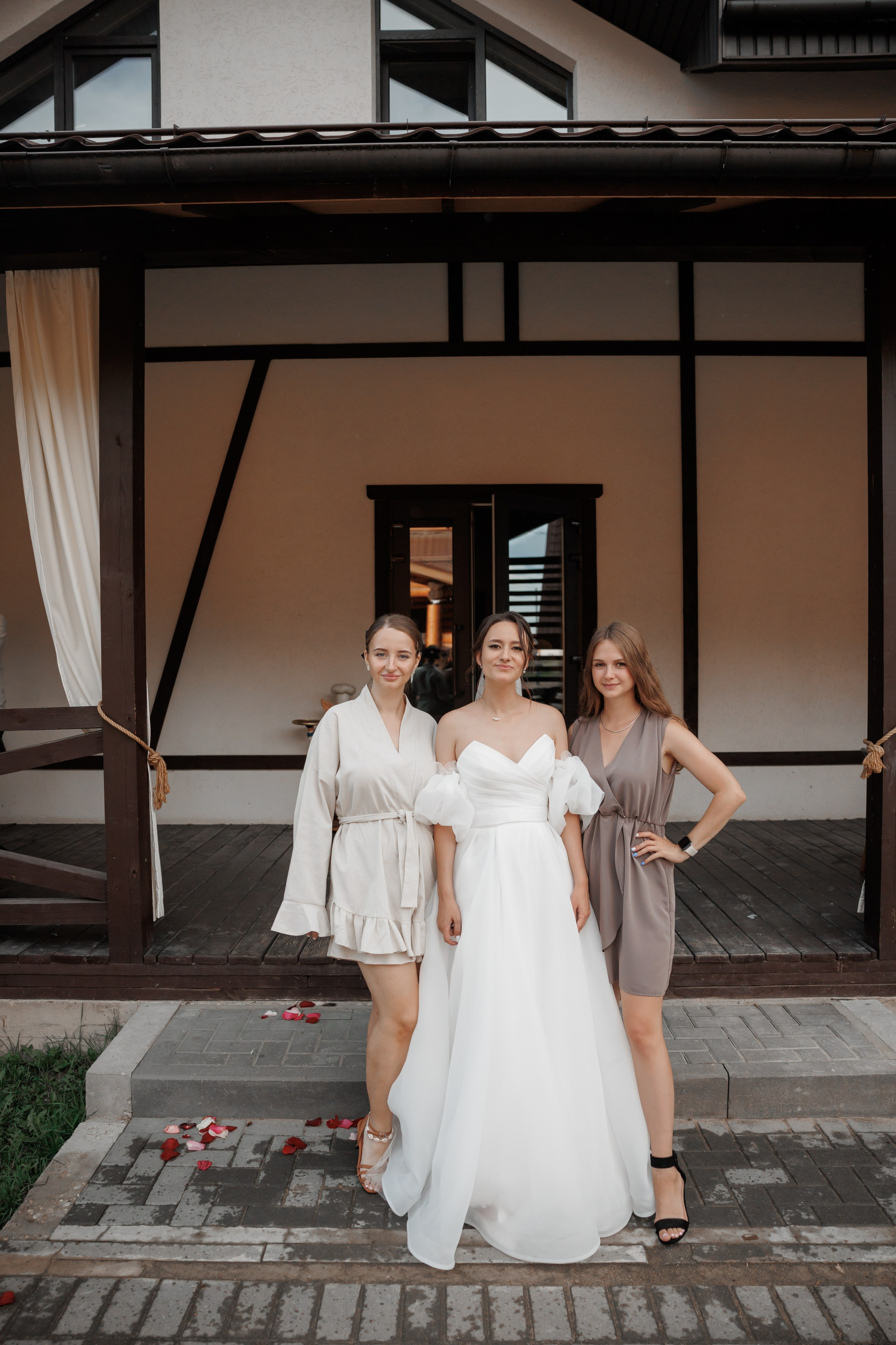 Полина и Дмитрий, загородный клуб «Барин», ЗАГС в г. Пушкино. Свадебный и репортажный фотограф (Москва, Королев и другие)