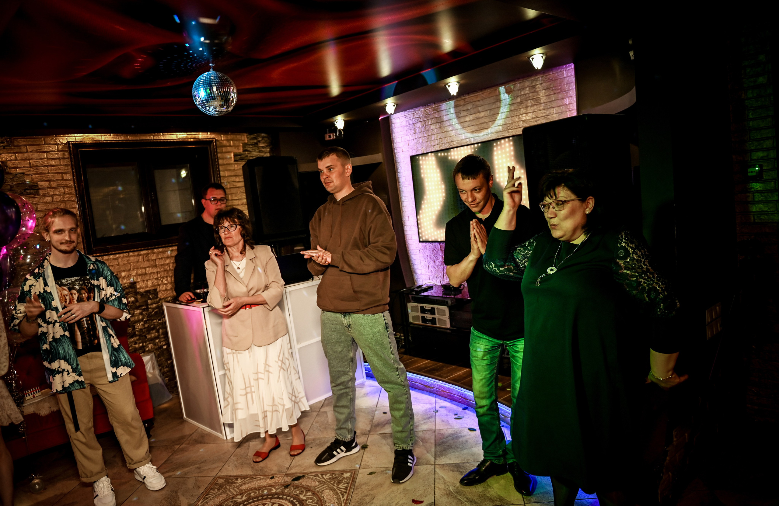 День рождения. Свадебный, семейный, детский, контент фотограф в Омске Максим Ильин