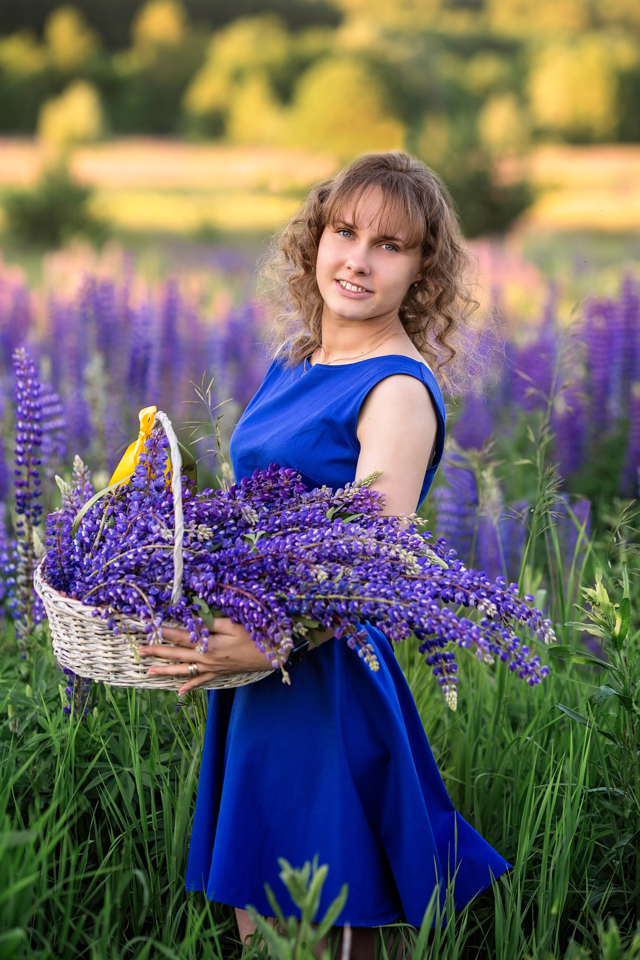 Индивидуальная фотосессия в люпинах (Анна). Главная