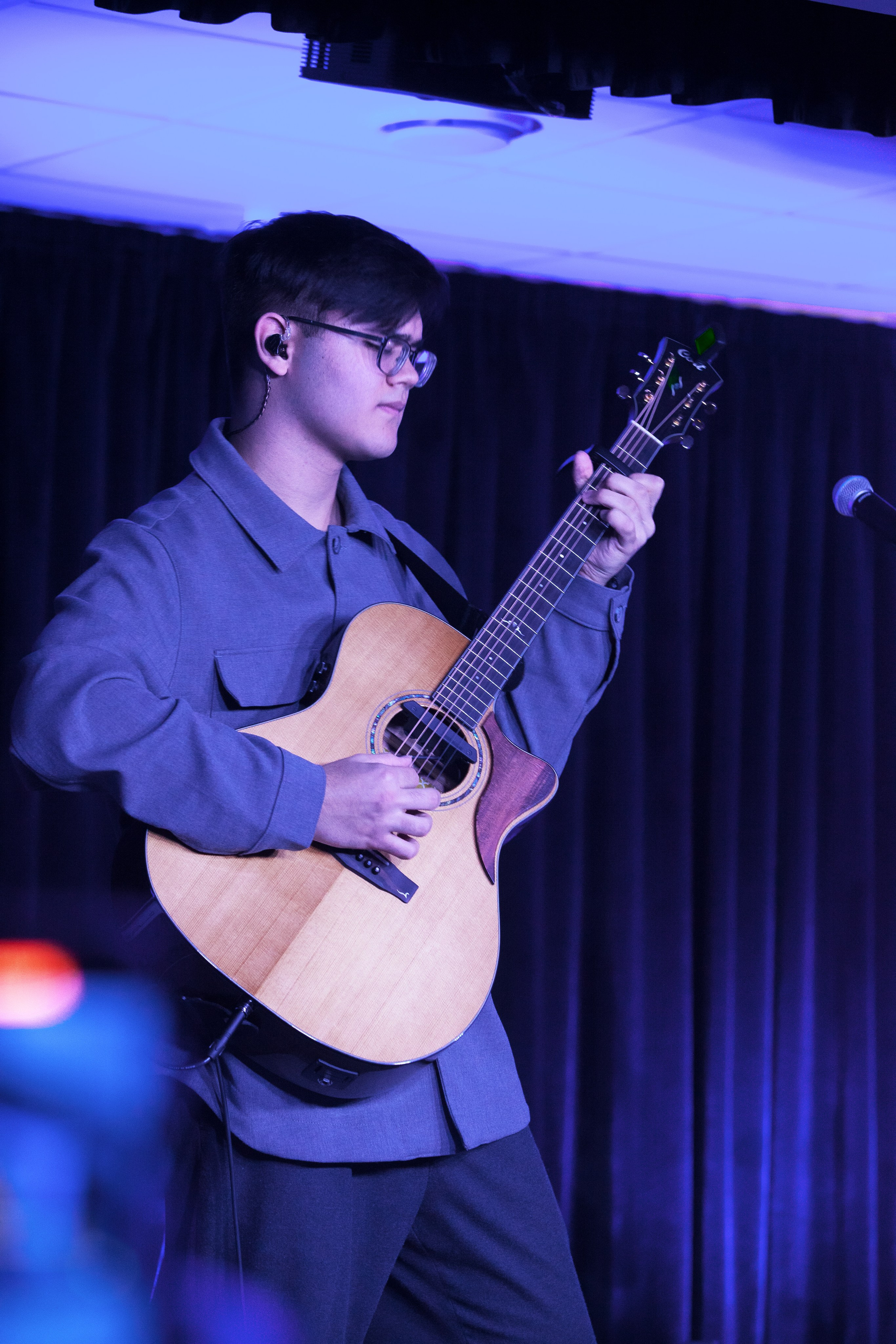 Дамир. Сольный концерт. Design Muginov