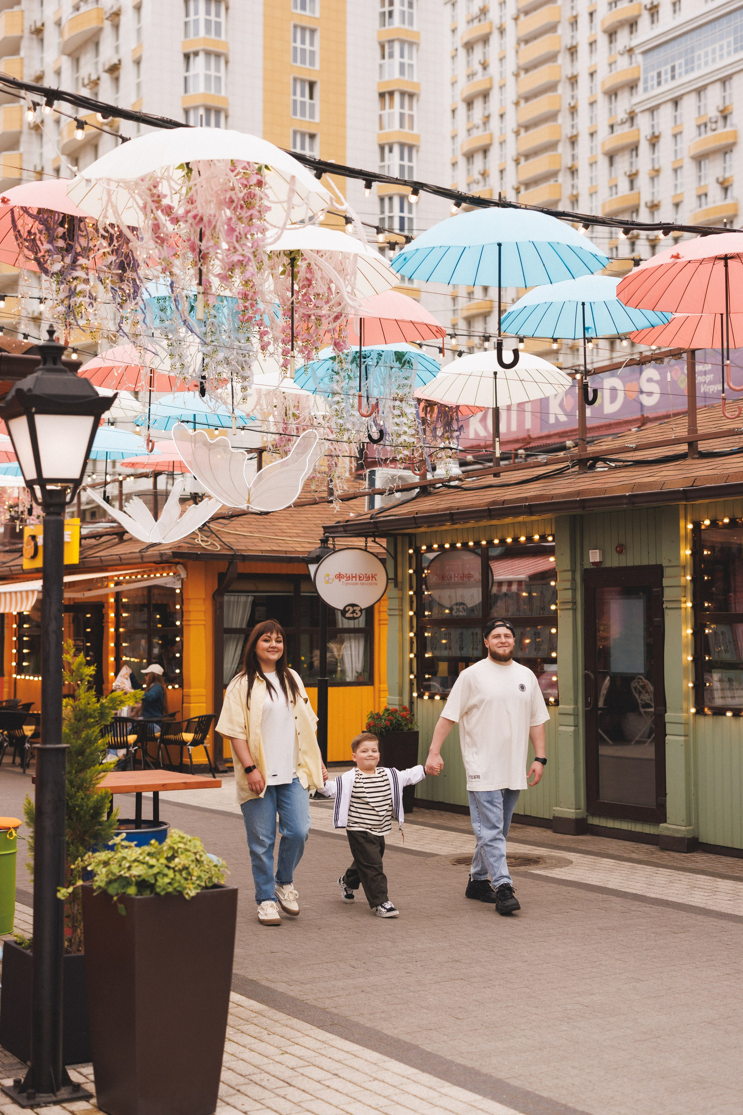 Семейная фотосессия в Центре города, Краснодар. Семейный и детский фотограф в Краснодаре Анна Трашкова