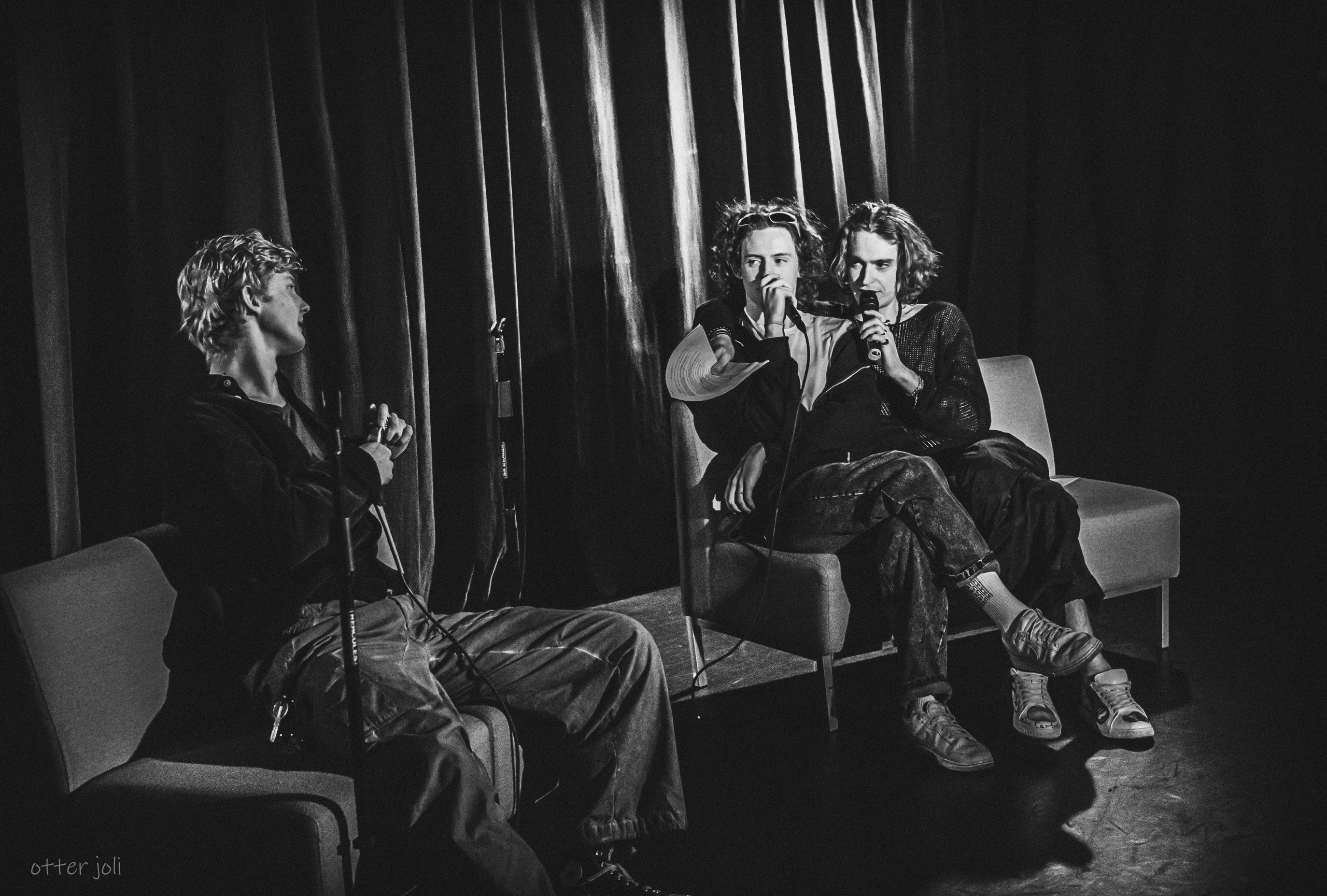 Квартирник «За пределами сюжета» | OFF-театр. Концертный репортёр Валерия Сафина