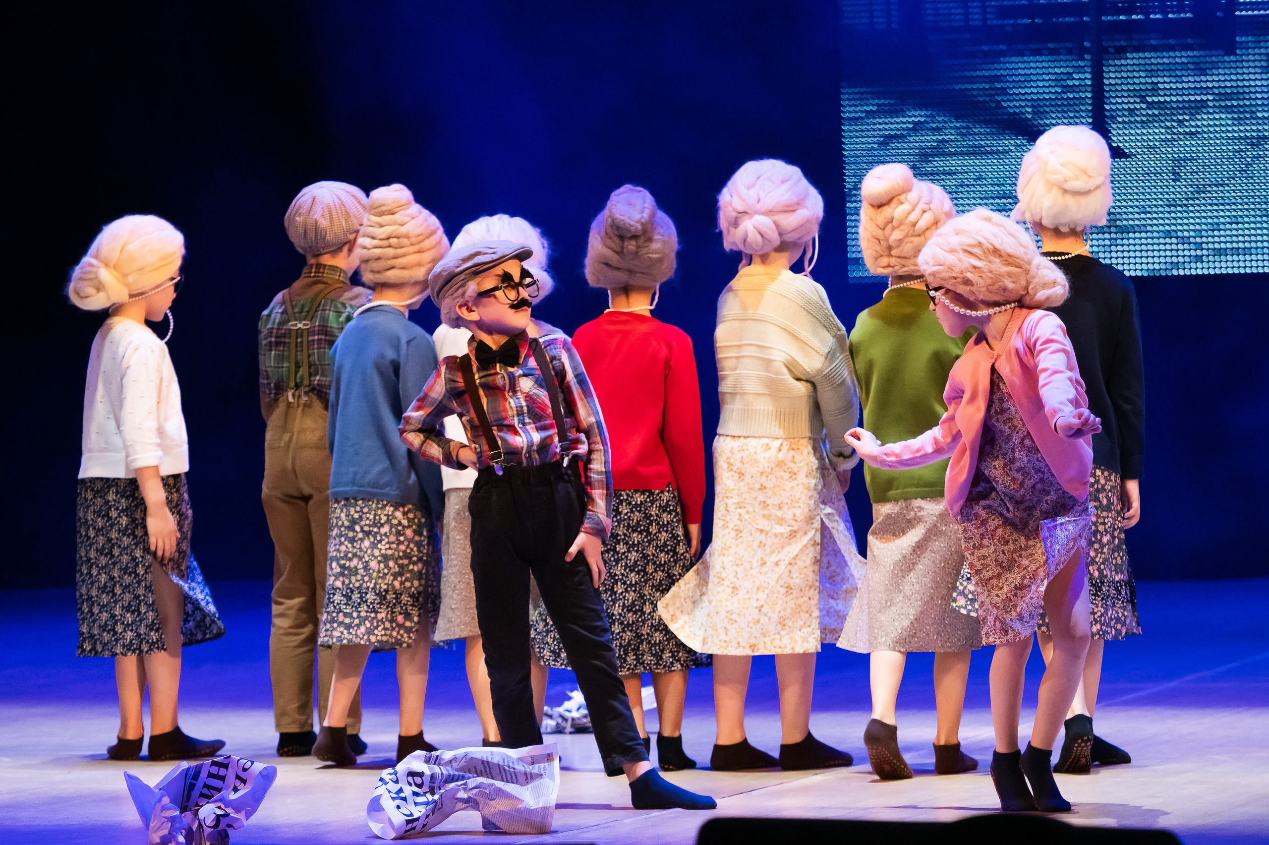 Концерт «Пространные танцы». Репортажный, семейный и детский фотограф в Пензе и Заречном Арина Ермилова. Картины барельеф на заказ