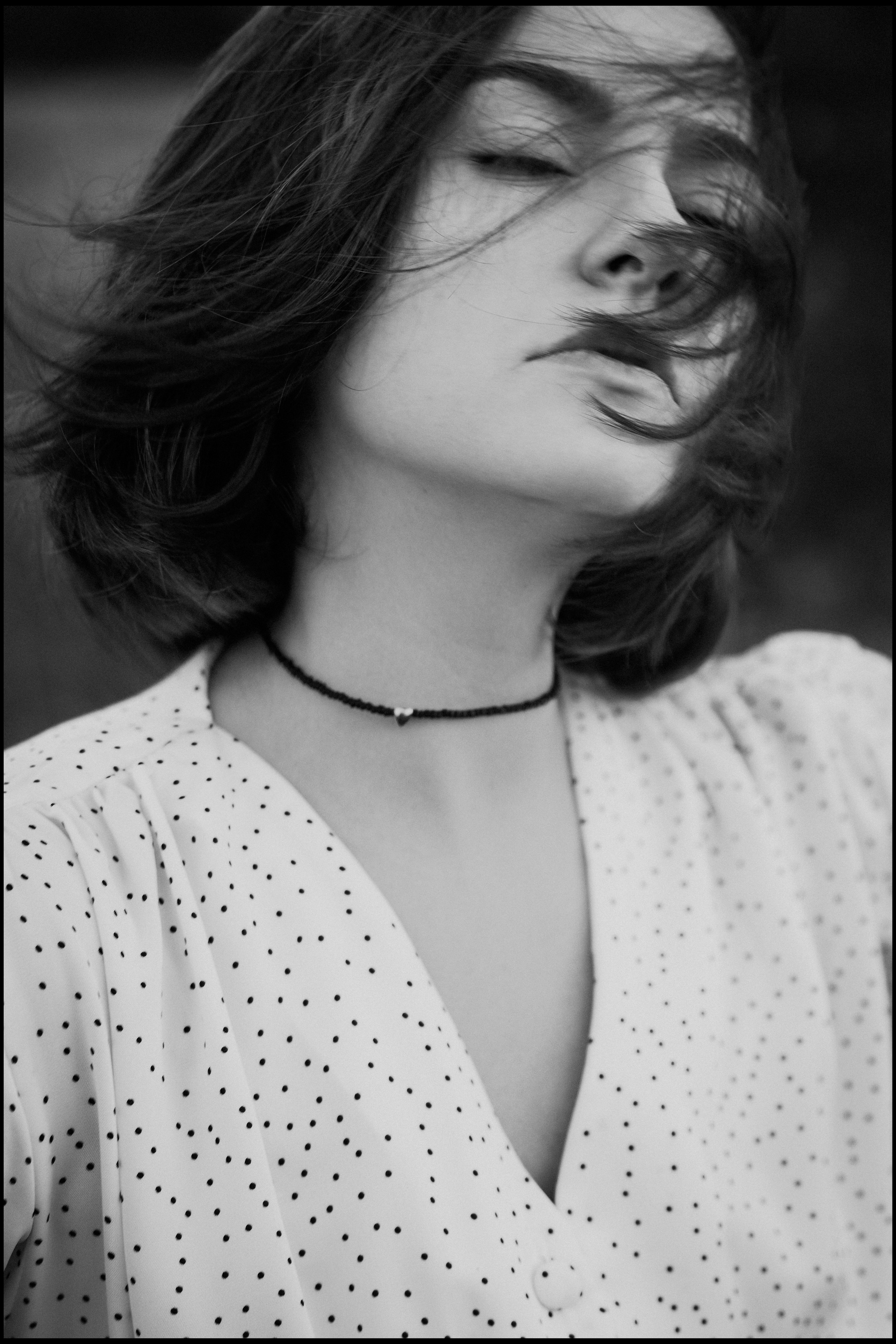 В полях. VISUAL ARTIST · KRONGAUZ ANASTASIA