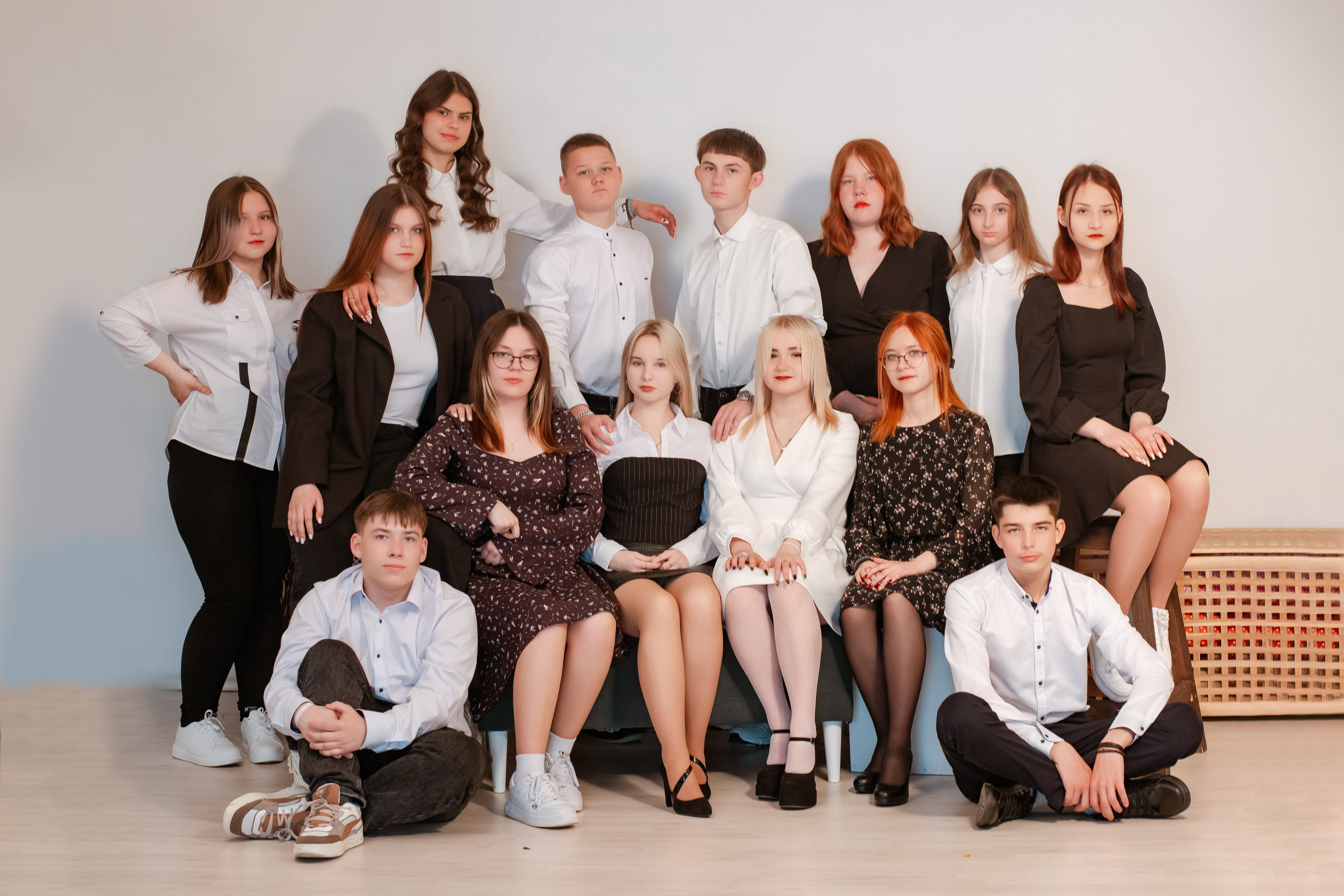 Зеленогорская СОШ, 9 класс. Студия выпускных альбомов Остров