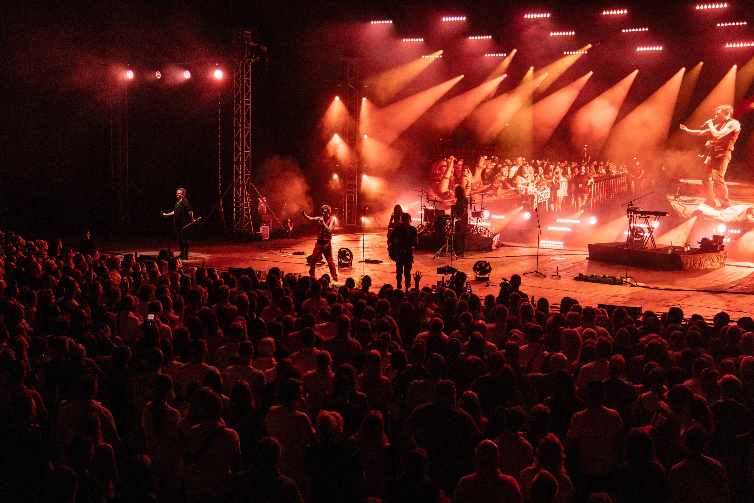 БИ-2. Концерт в Анталье. Фотограф Анна Чернигова