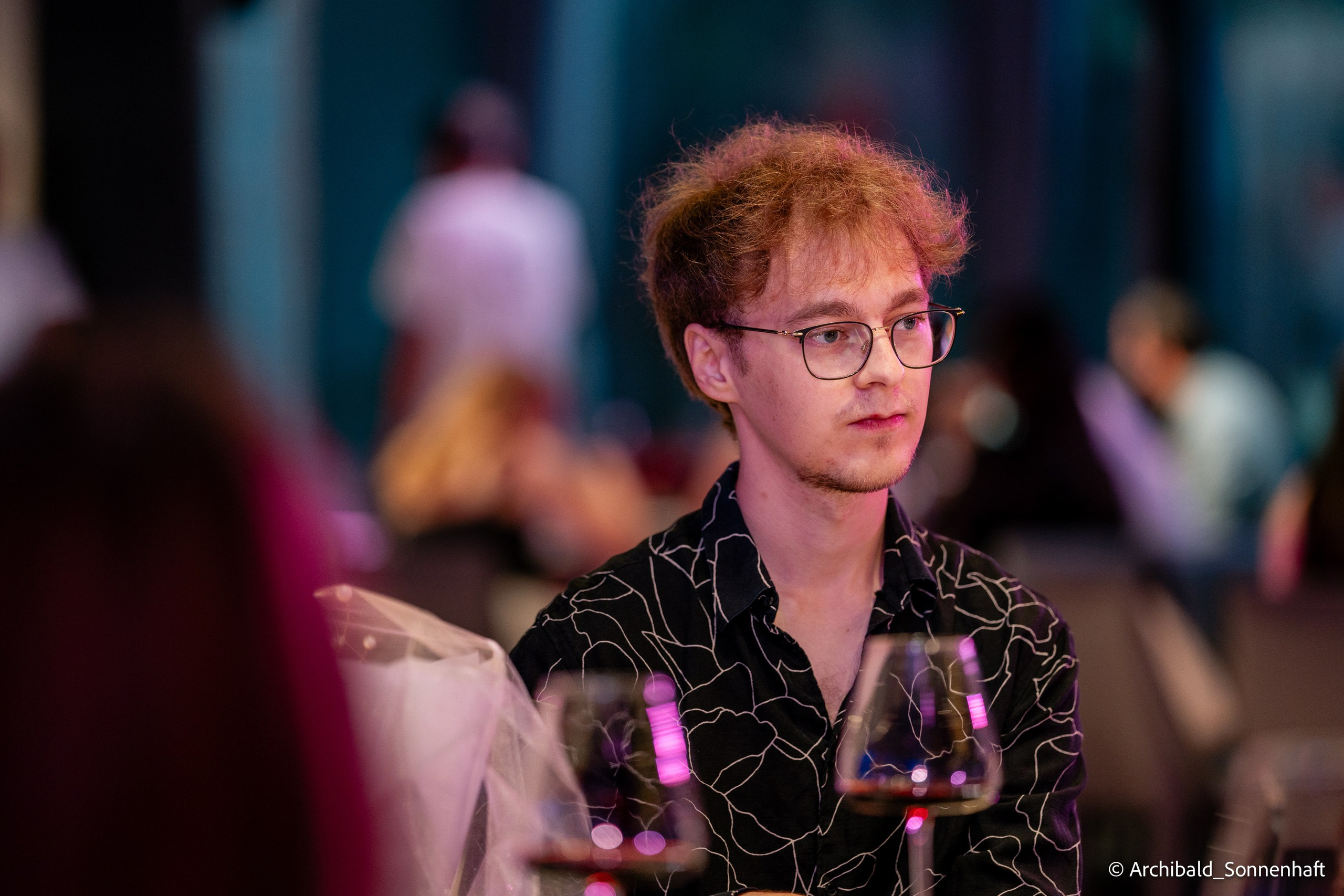 Georgian party. Photographer in Guangzhou, China. Archibald Sonnenhaft