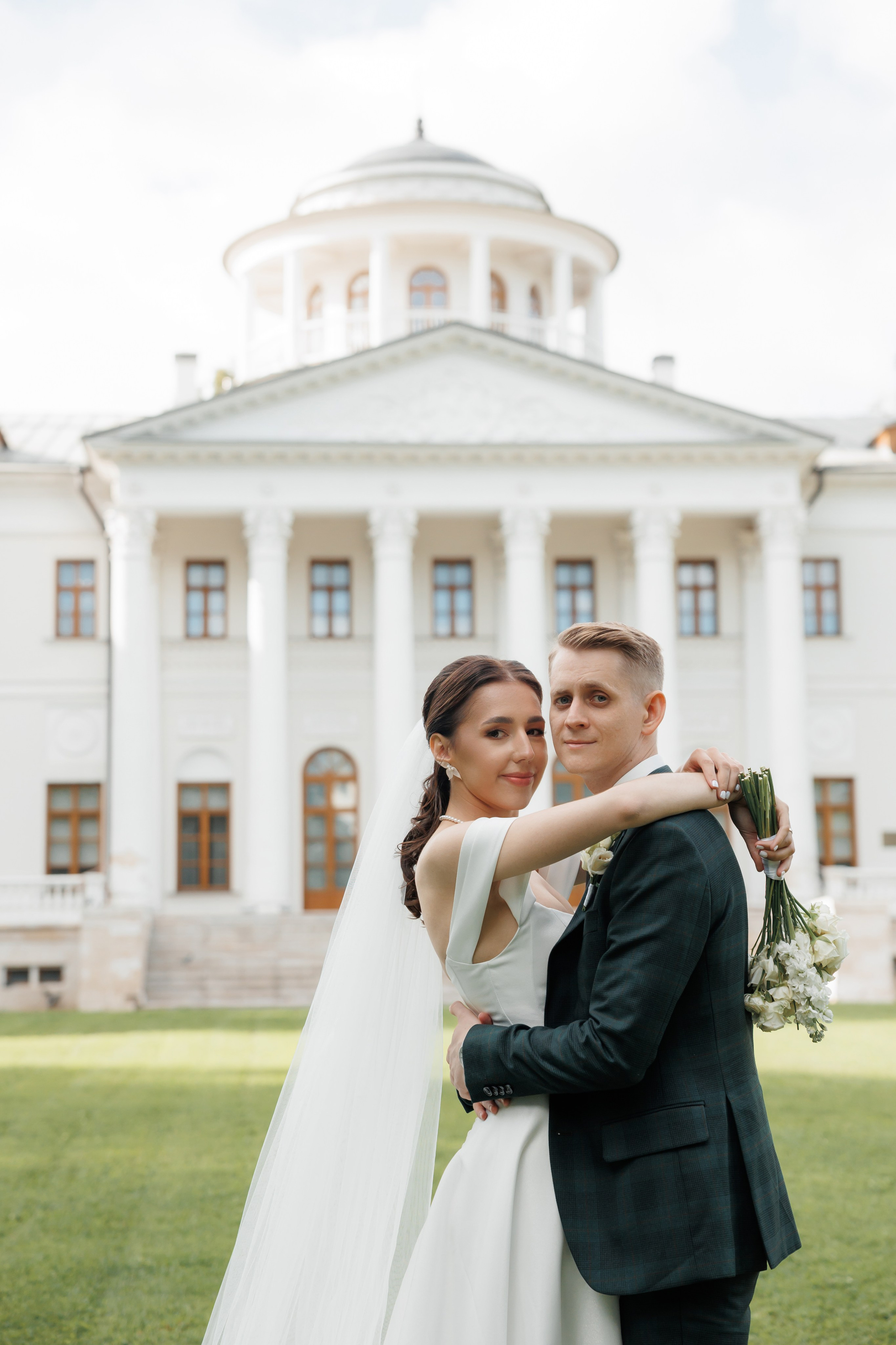 Регистрация в отеле Fish Point, ЗАГС Бутово, прогулка в Остафьево. Свадебный и репортажный фотограф (Москва, Королев и другие)