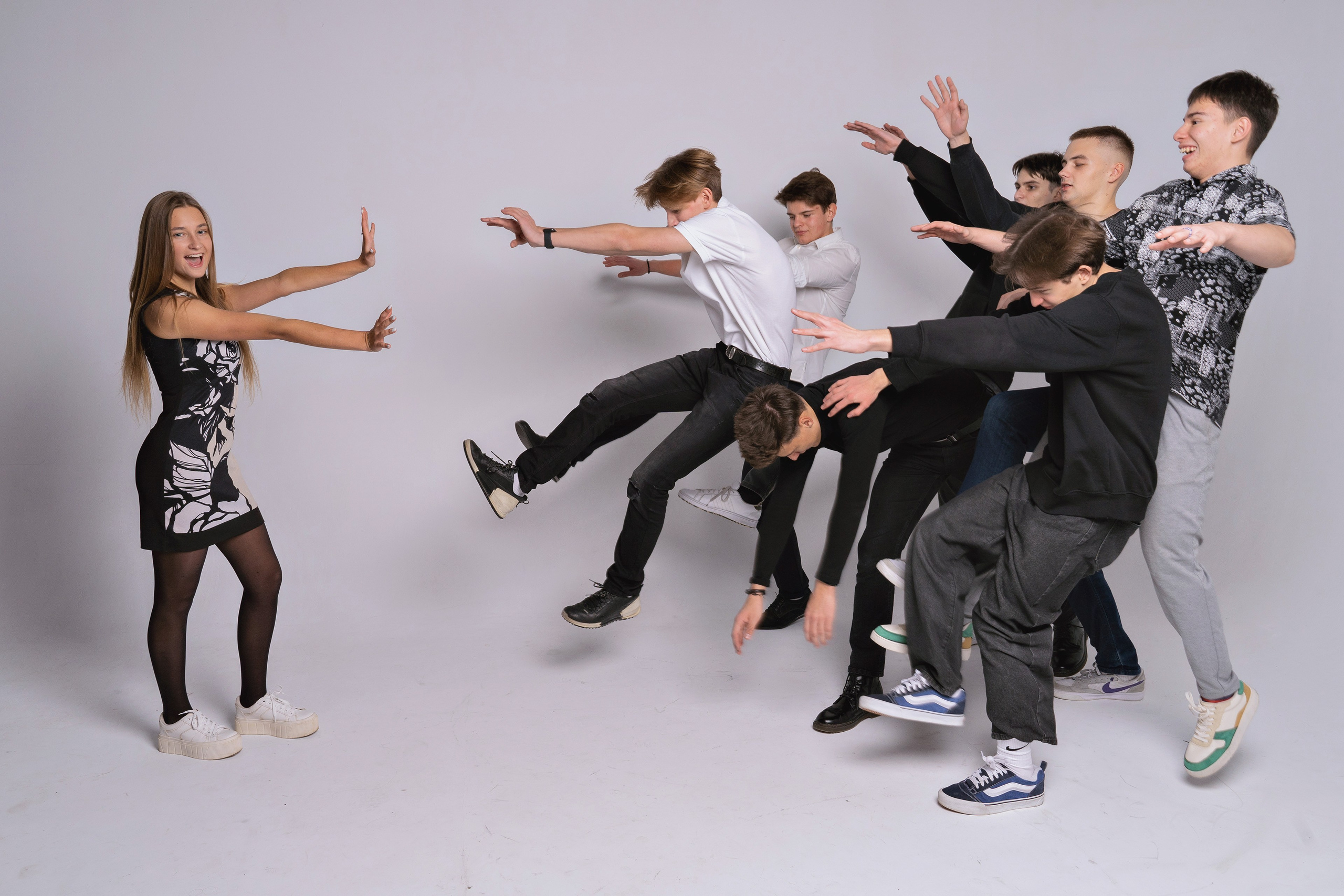 индивидуальные выпускные альбомы Минск Жанна Бакунович