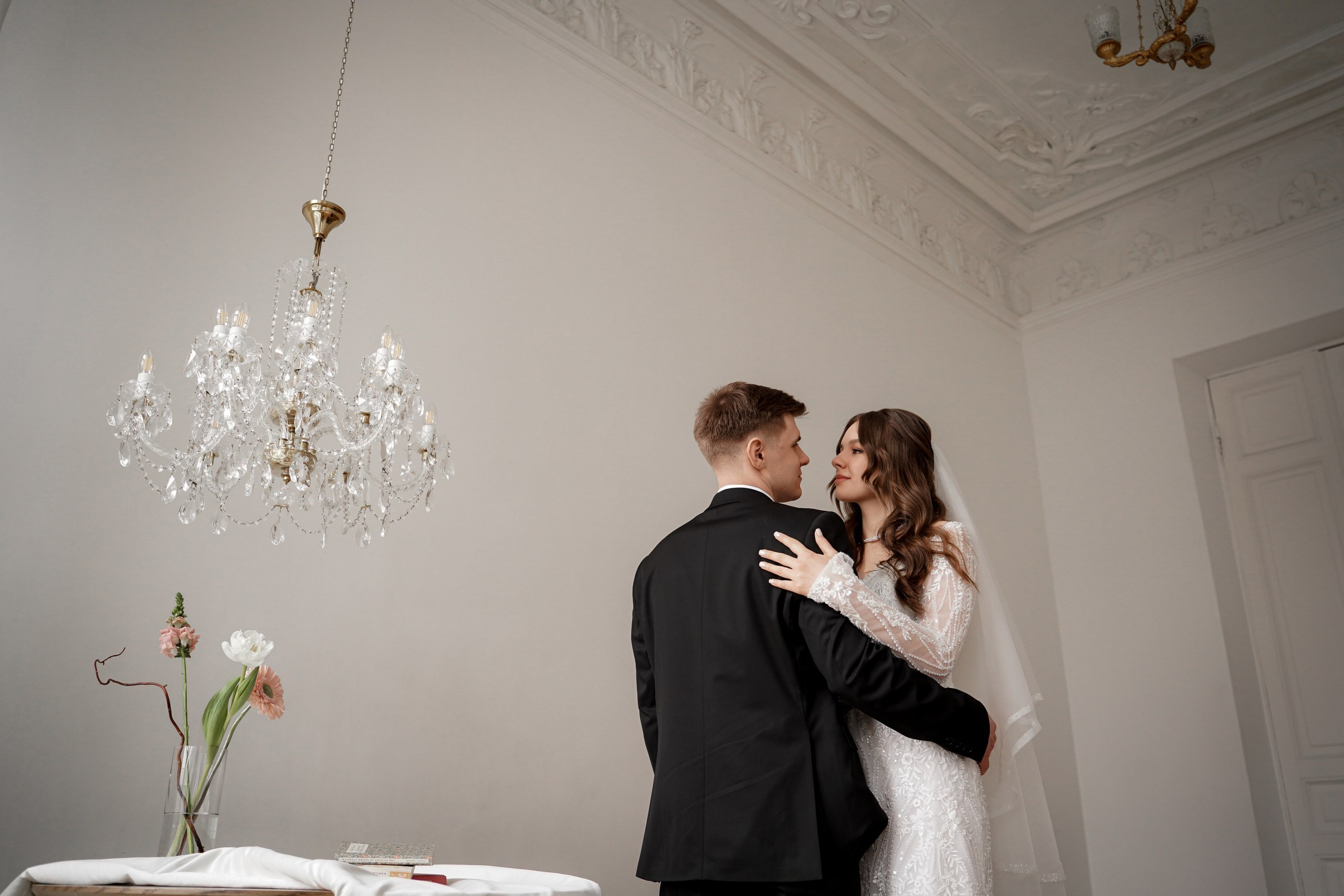 Свадьба в студии Флакон. Свадебный фотограф в Ростове-на-Дону. Таинство Крещения и Венчания, семейные фотосессии. Алёна Чёботова