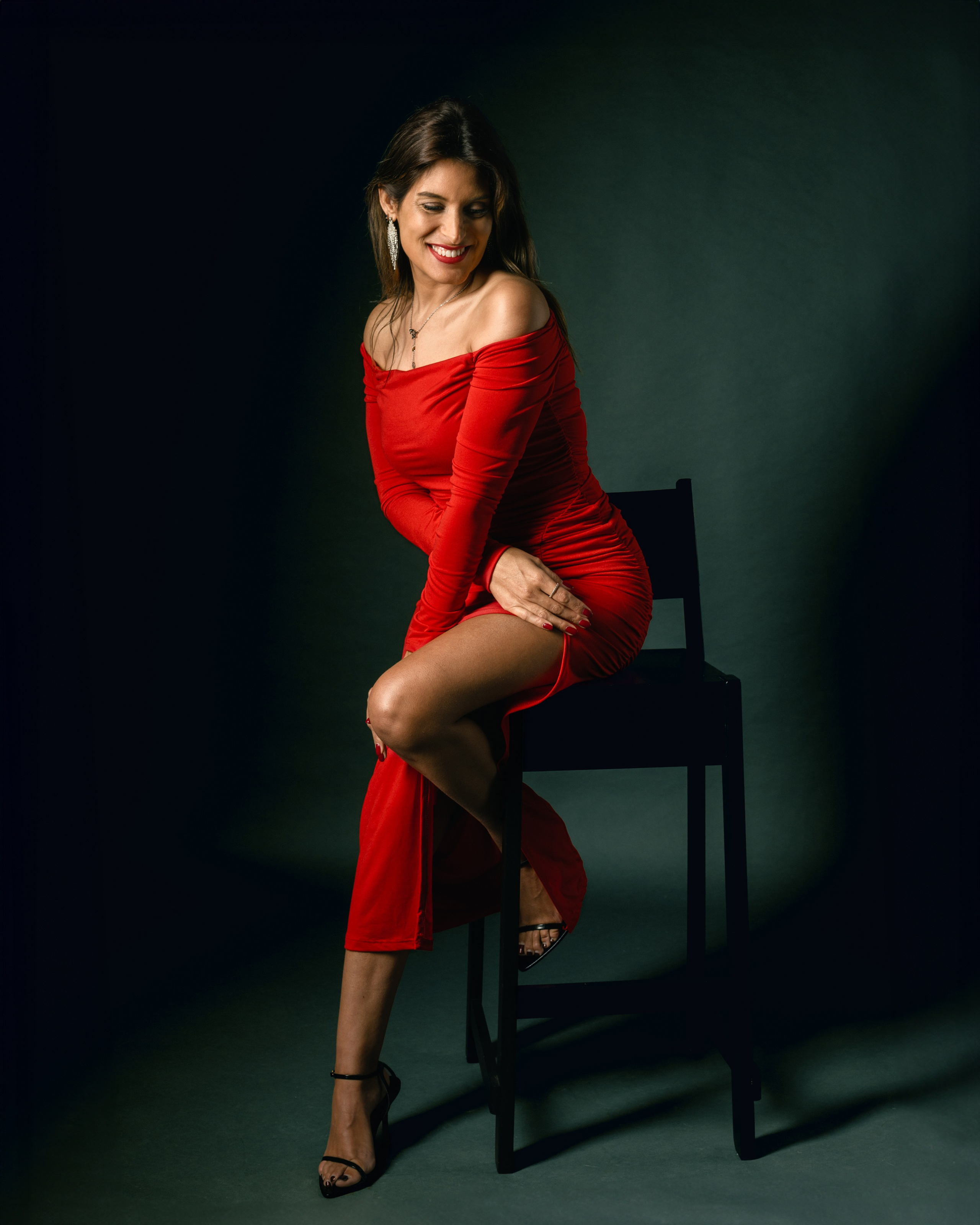 BRUNA. Anastasiia Antoniuk portrait, family and couple photographer, Portugal