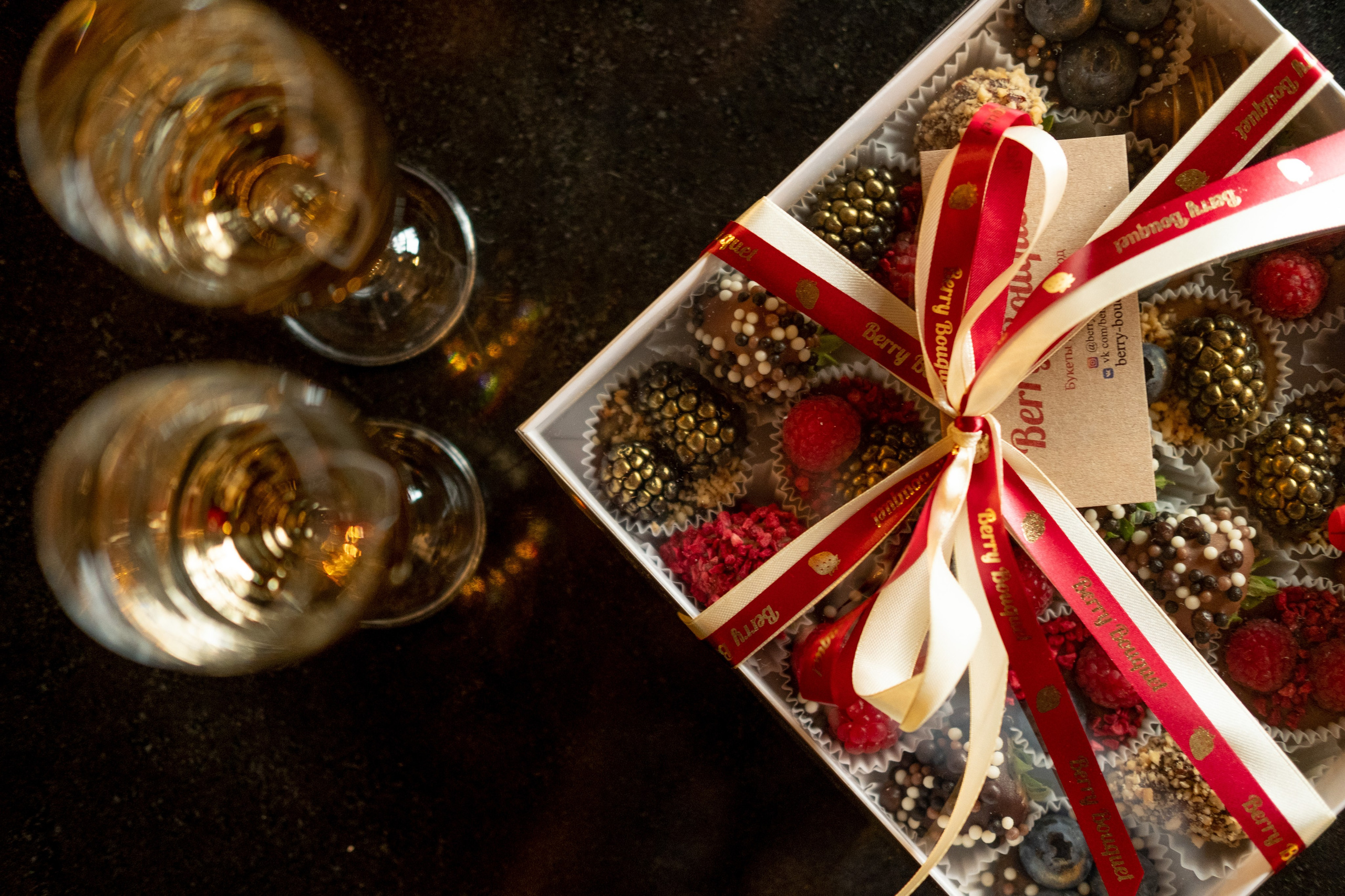 Съемка конфет ручной работы для Озон в Санкт-Петербурге. Фотосессия для маркетплейсов