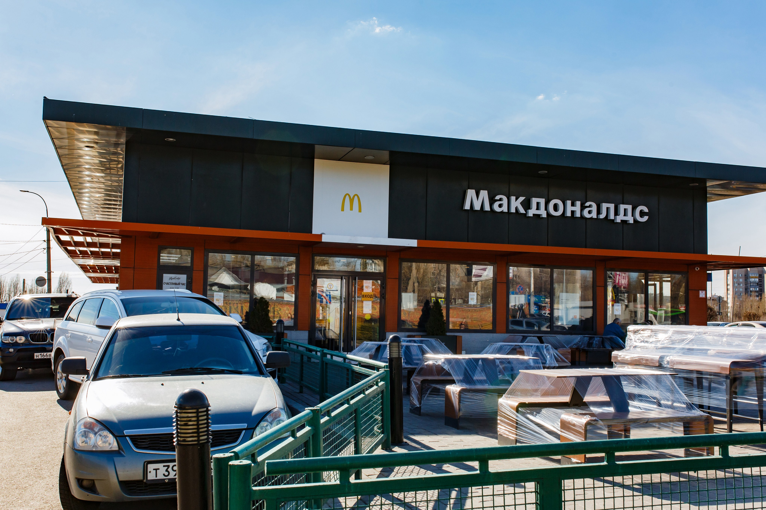 АО «Рубль», остекления зданий. Фотограф в Воронеже Иван Самодуров