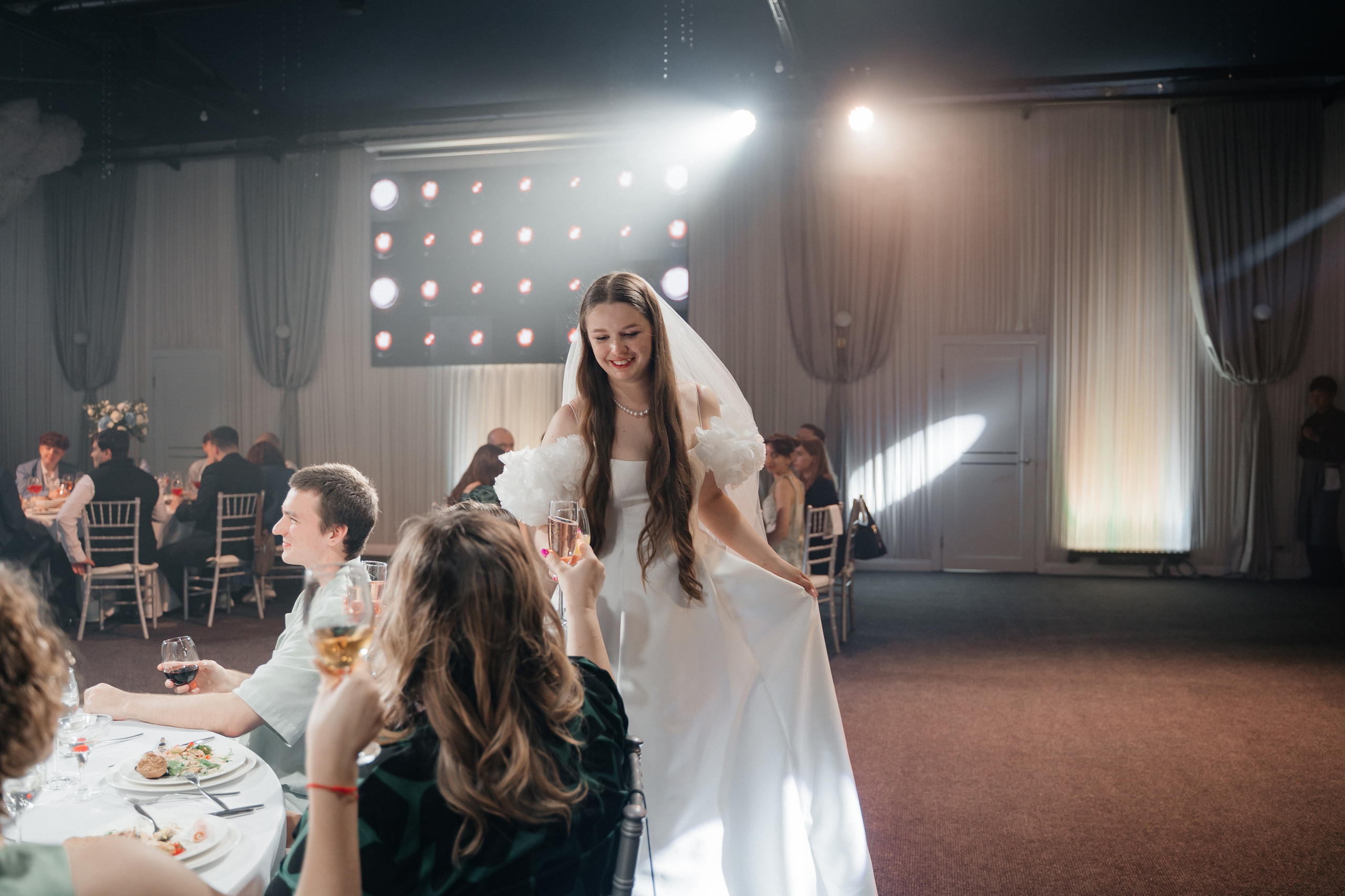 Wedding «Laugh and cry». Свадебные фотограф и видеограф Наталья и Анатолий Новиковы СПб