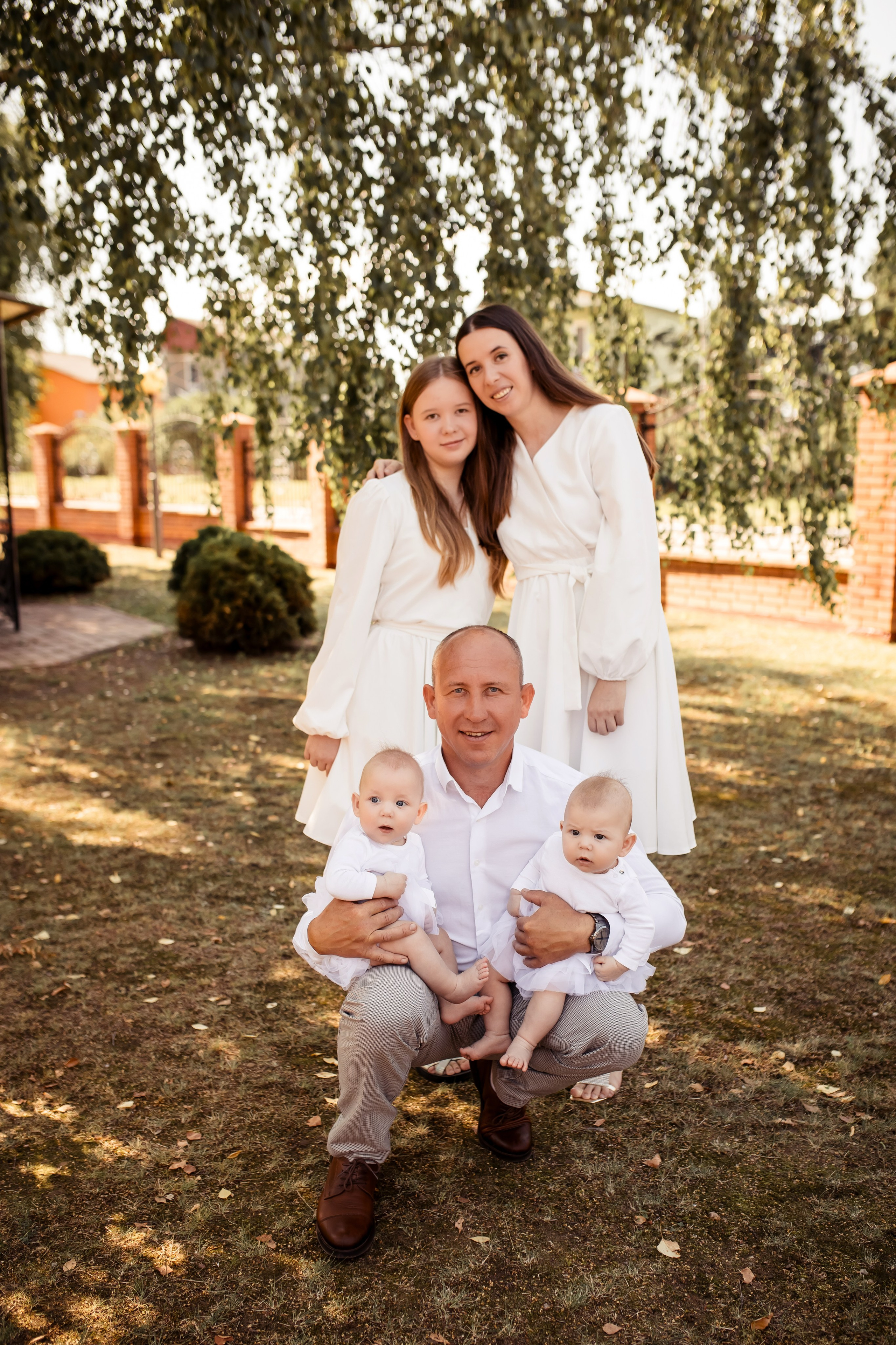 Крещение Милании и Эмилии