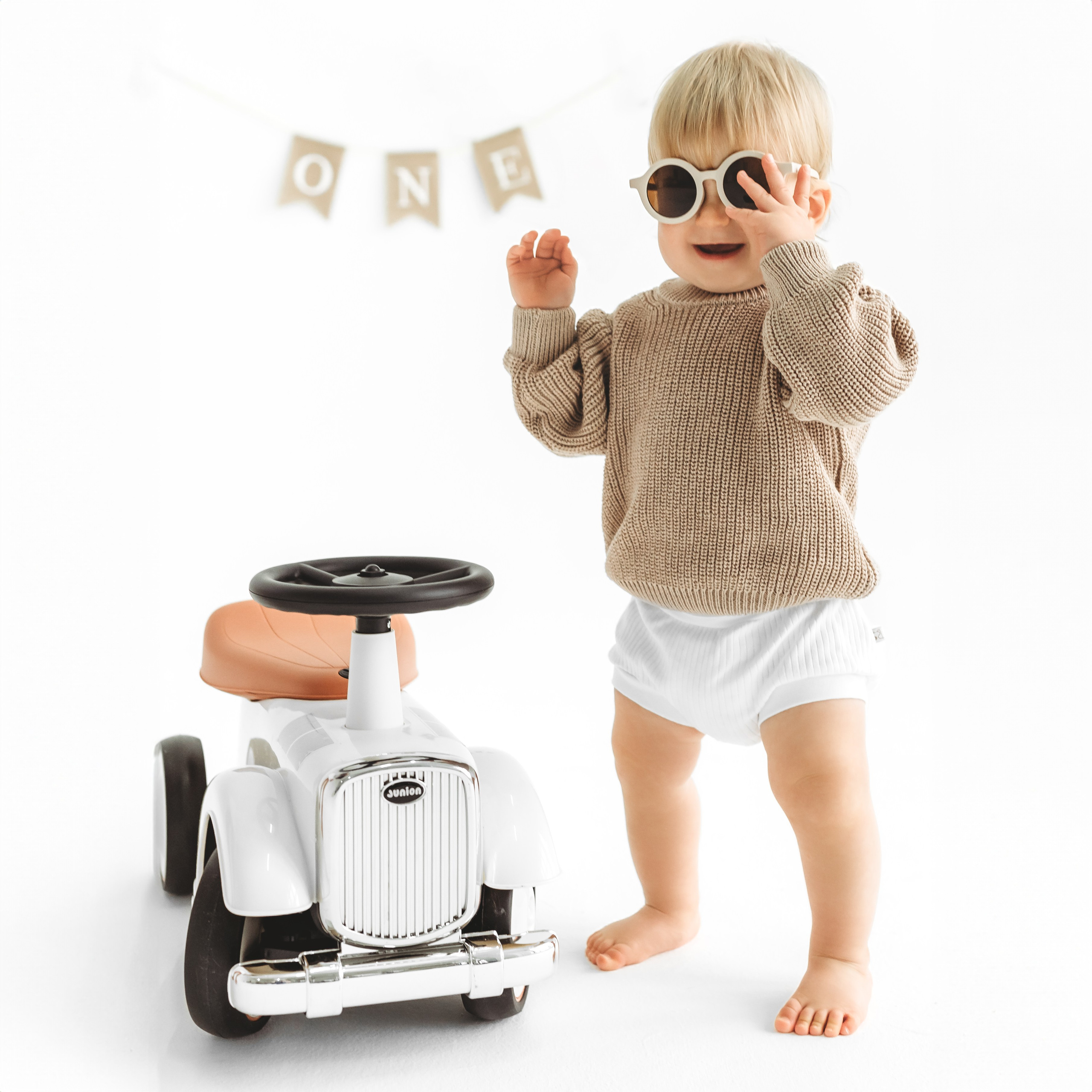 Лёвушка. Детский фотограф. Белый минимализм. Москва. Татьяна Тремасова