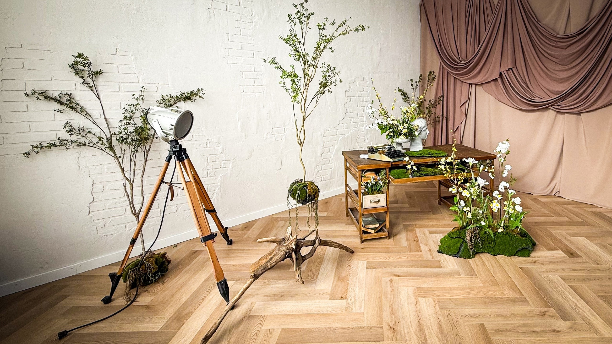 Фотостудия Питер. Зал Невский. Фотограф Пирумян Анна. г. Сургут, г. Воронеж