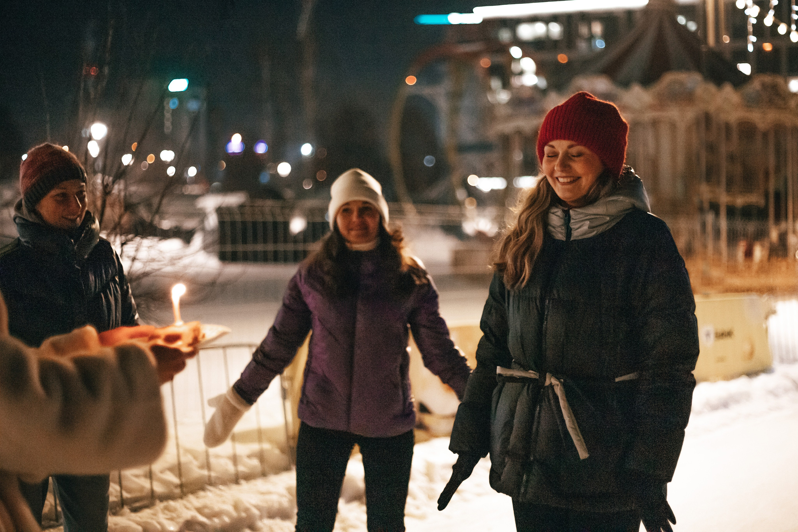 Девичник на катке. Семейный и детский фотограф в г. Новосибирске Макеева Анастасия