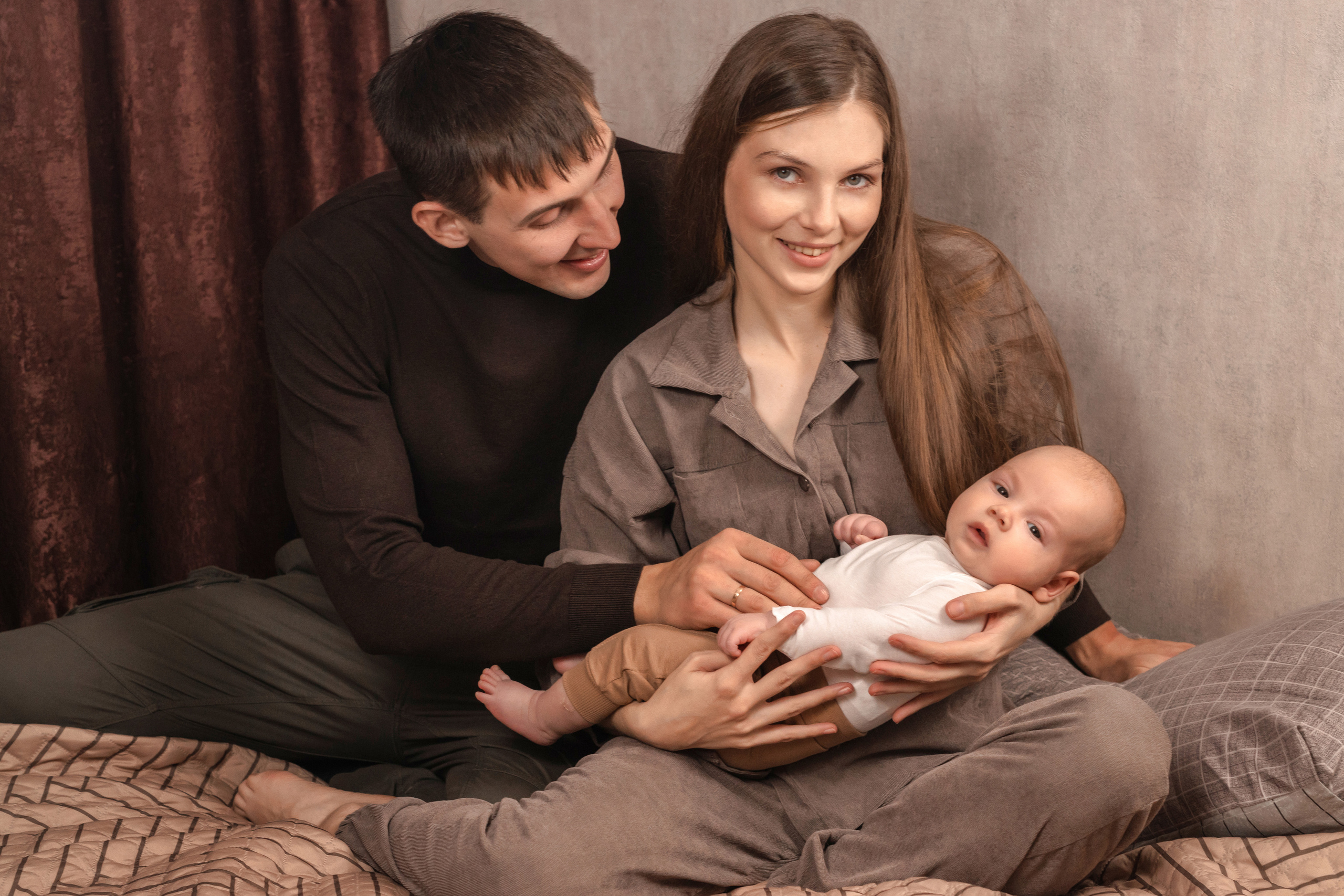 Екатерина+Денис=Тимур (Семейная фотосессия дома). Фотограф Марина Семенова г. Владивосток