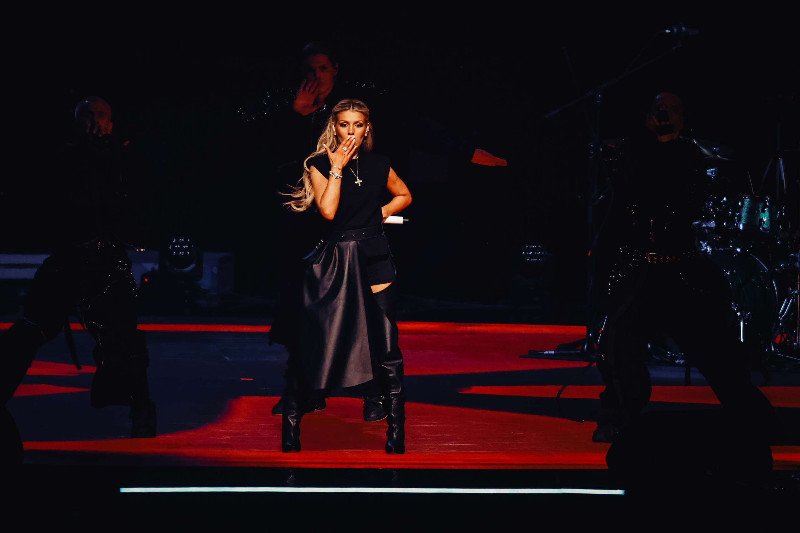 ПЕРВАЯ ЛЕДИ @LIVE ARENA