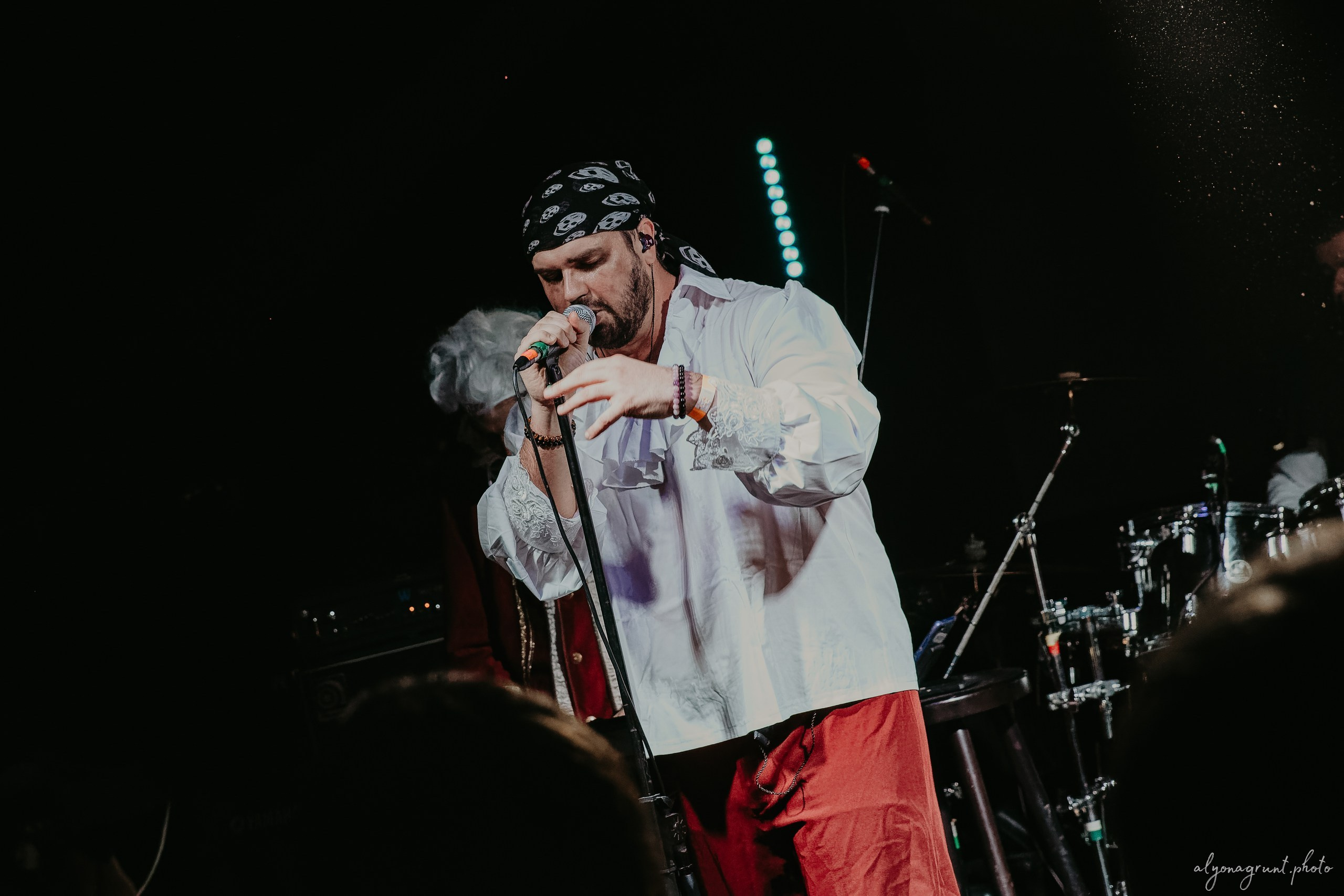 Кровавый риф, фоторепортаж, СПб, Nexus Event Space, 28.11.2025. Алена Адрианова: фотограф в Санкт-Петербурге