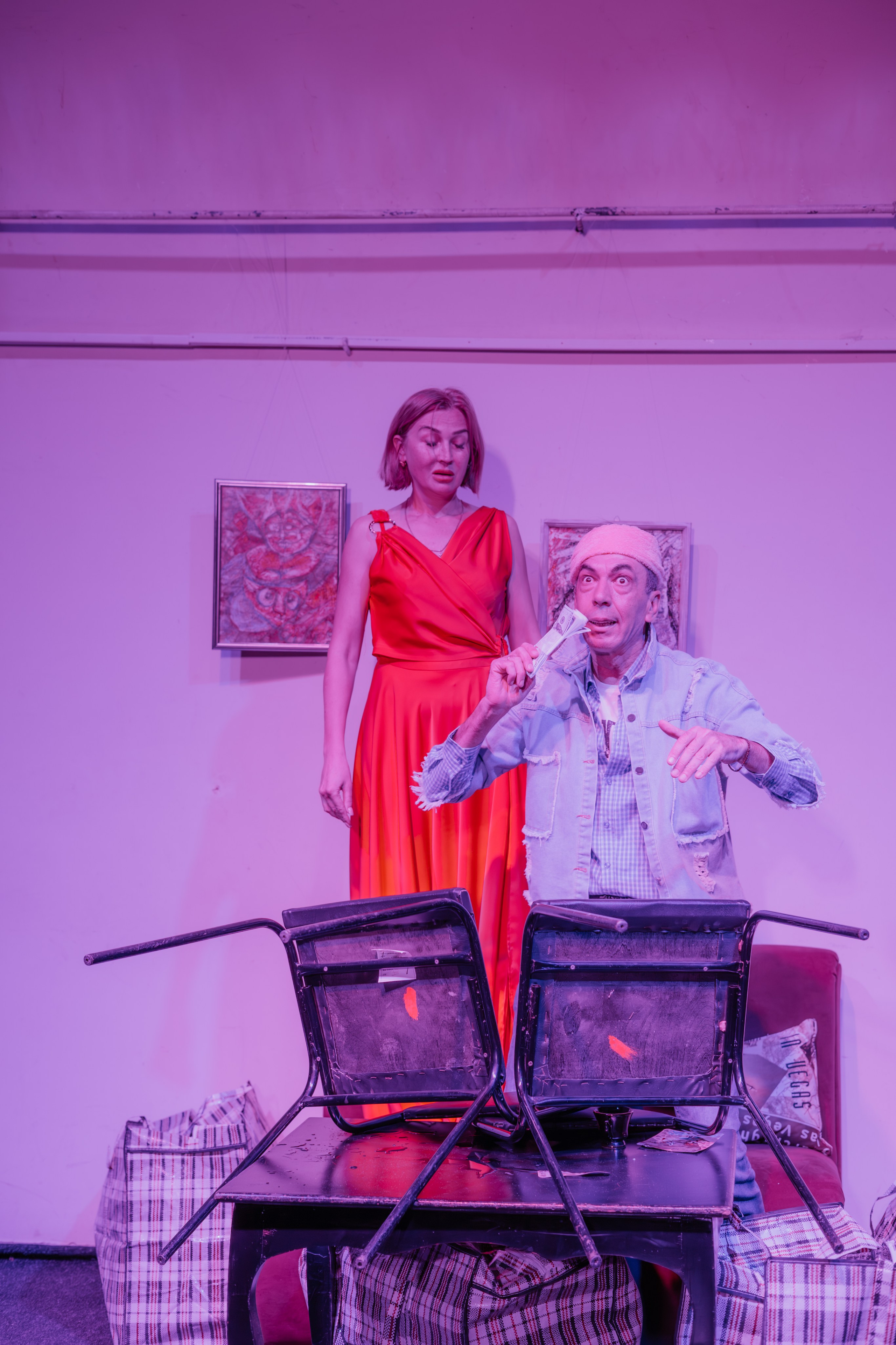 Дом актера «Денег много не бывает». Фотограф Марк Файзулин