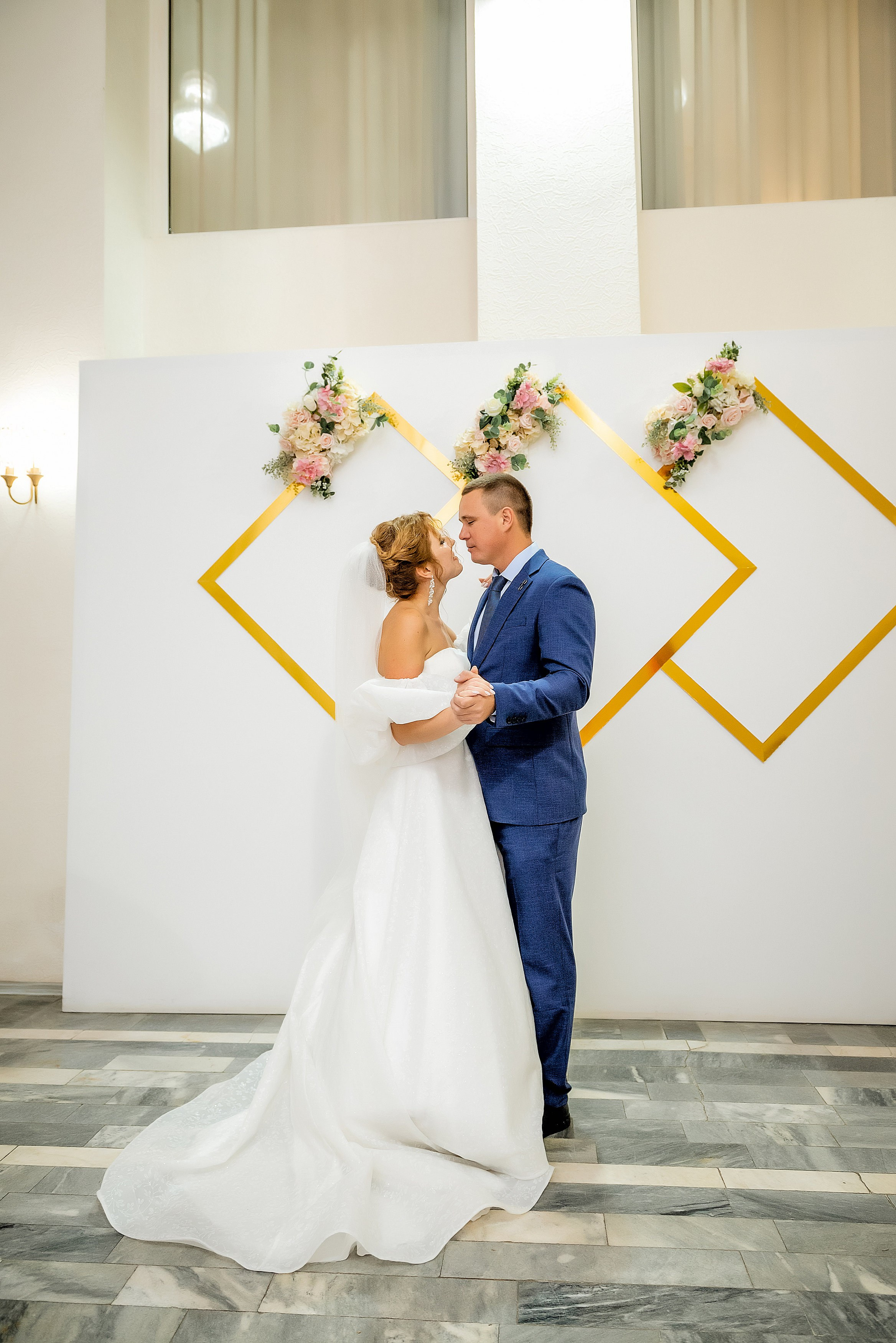 Пролетарский ЗАГС в Ростове: Фотографии и полезная информация