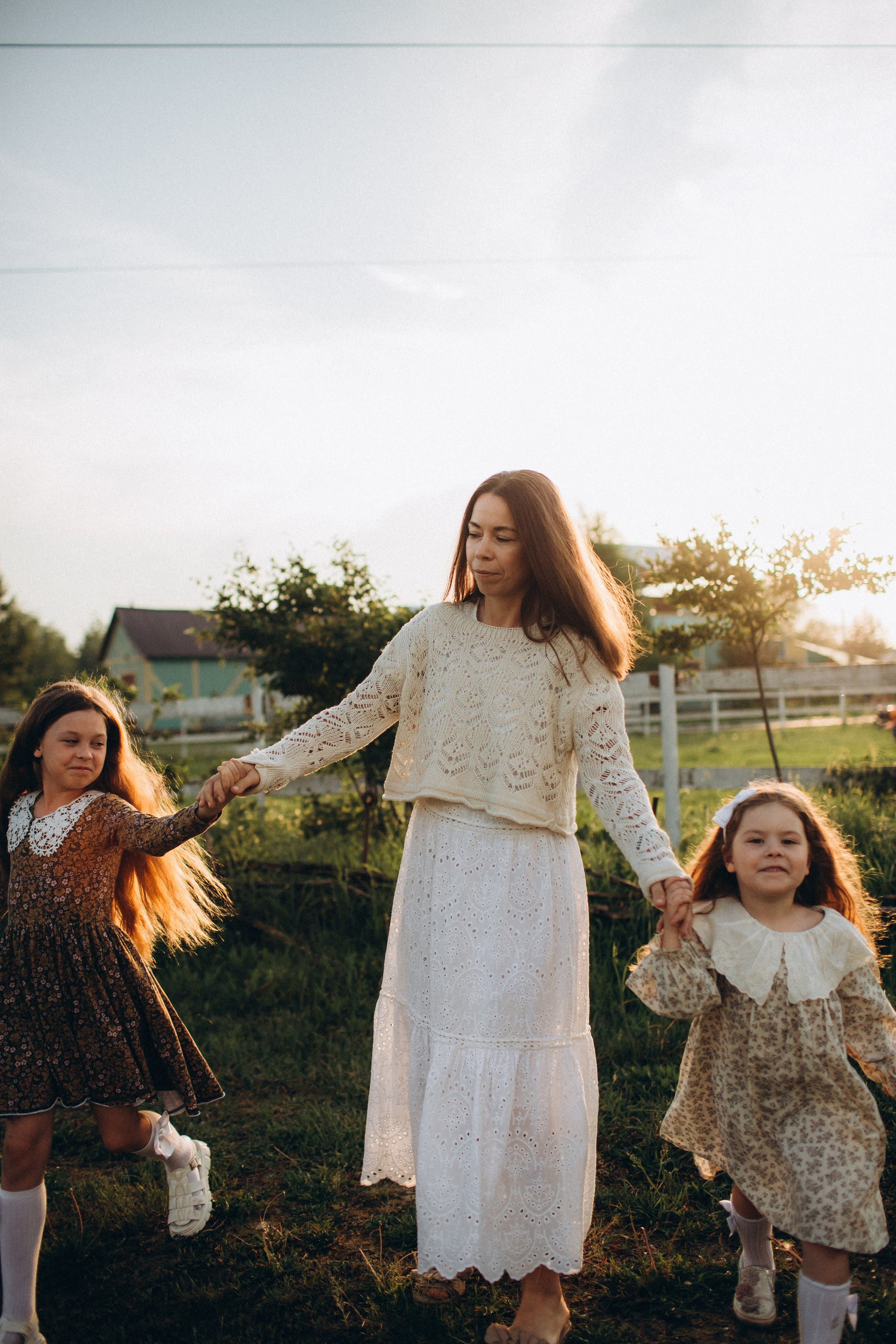 Катюша с дочками. Семейный фотограф в Москве и Московской области Лазутина Валентина
