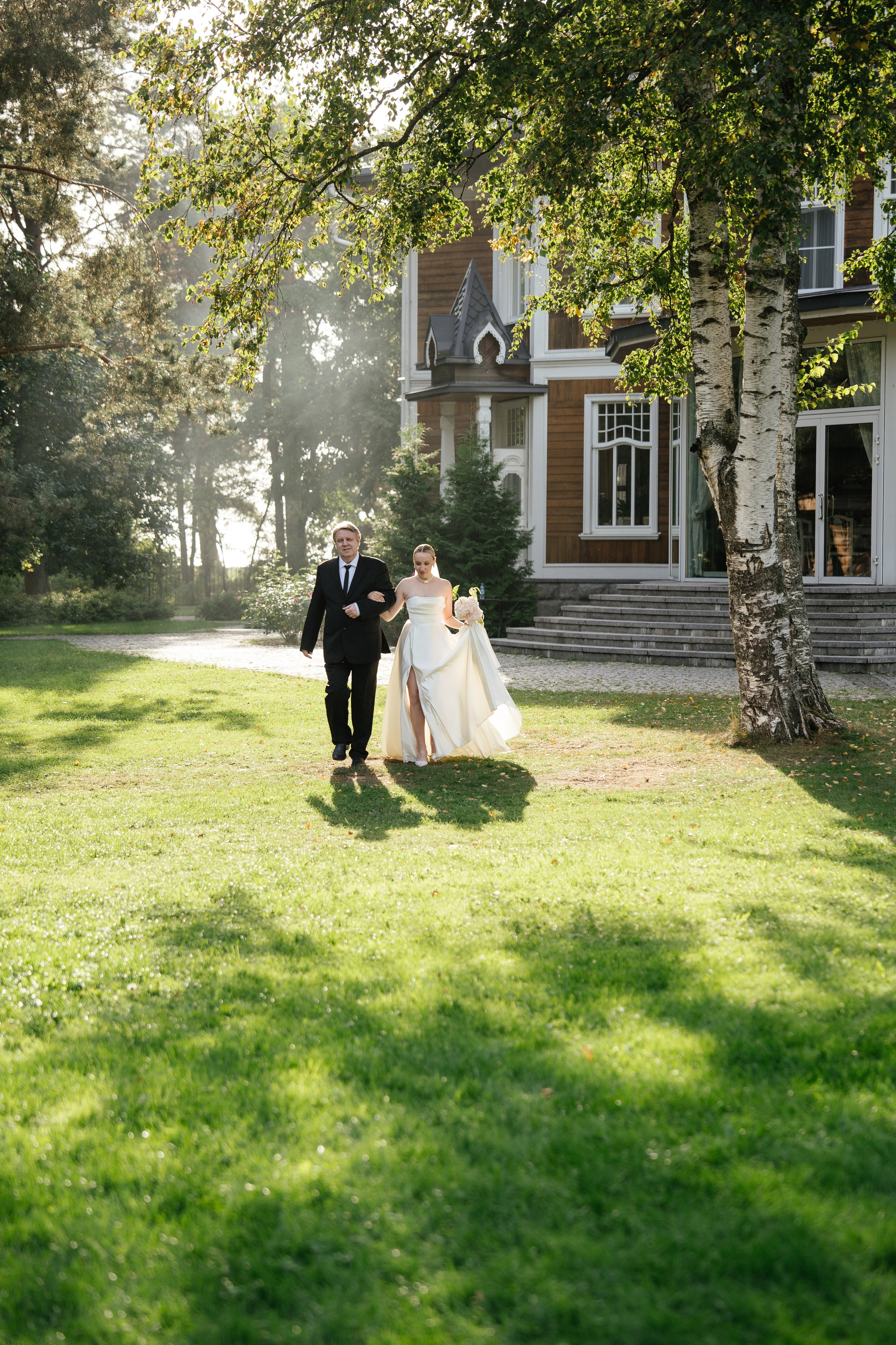 Юлия & Максим. Уютная свадьба в стиле современная классика на заливе. Свадебный фотограф организатор в Санкт-Петербурге Ассоль Опарина