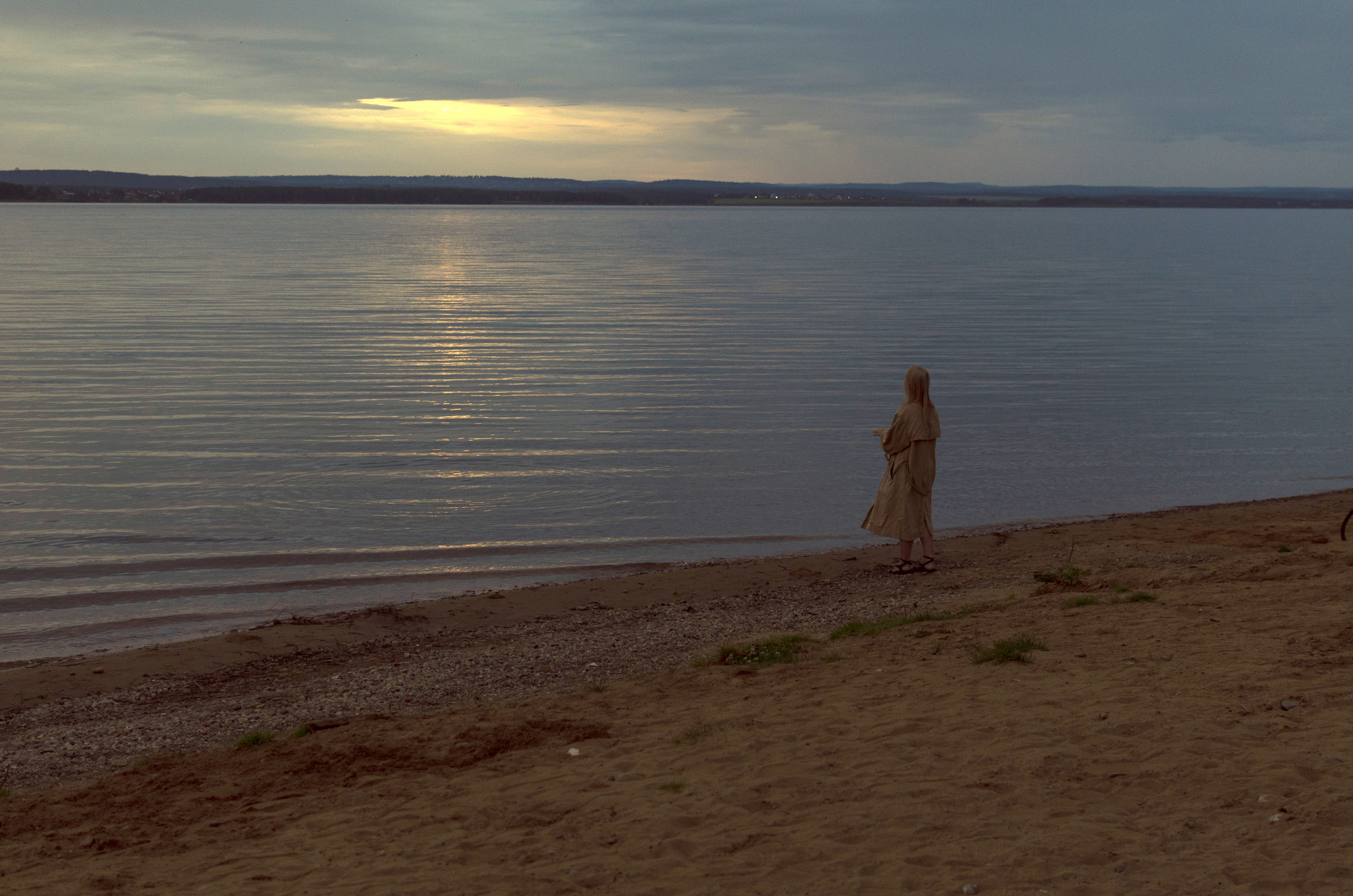 Летняя прогулочная фотосессия на пляже. Женский и семейный фотограф Анна Демина