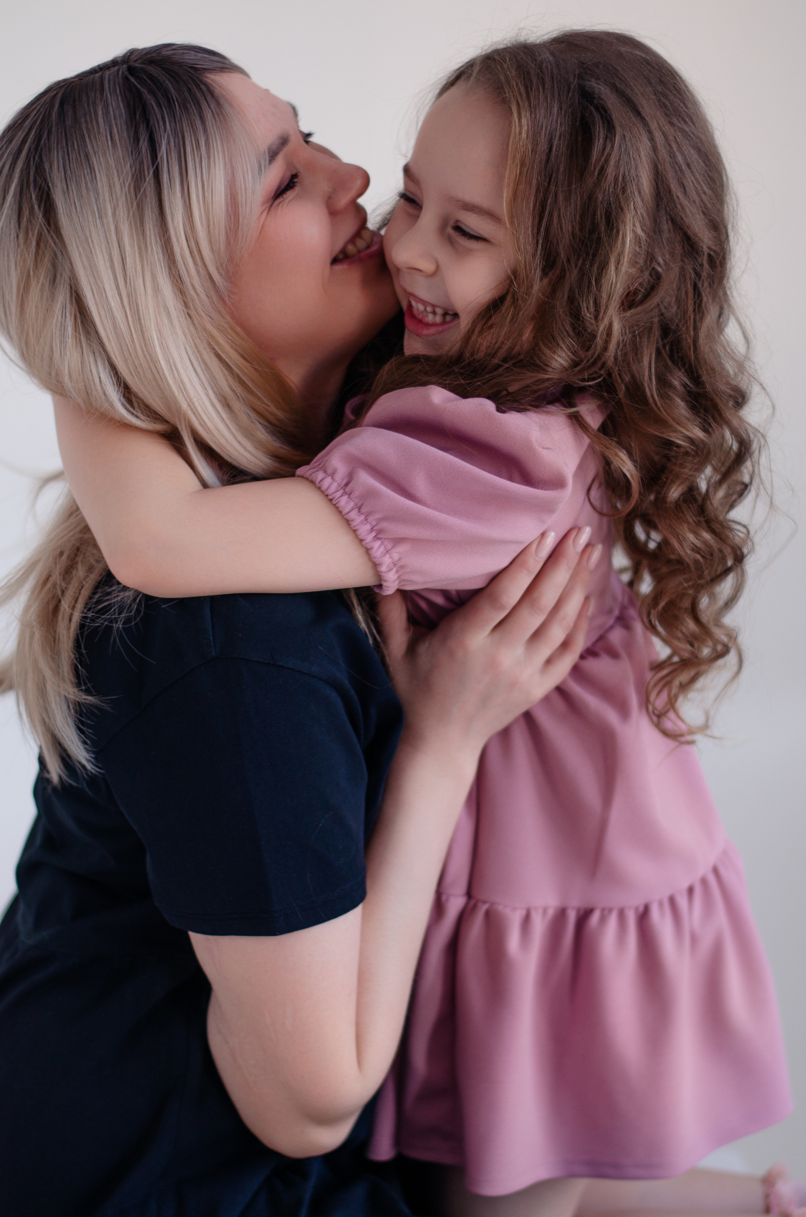 Семейная фотосессия в студии. Женский и семейный фотограф Анна Демина