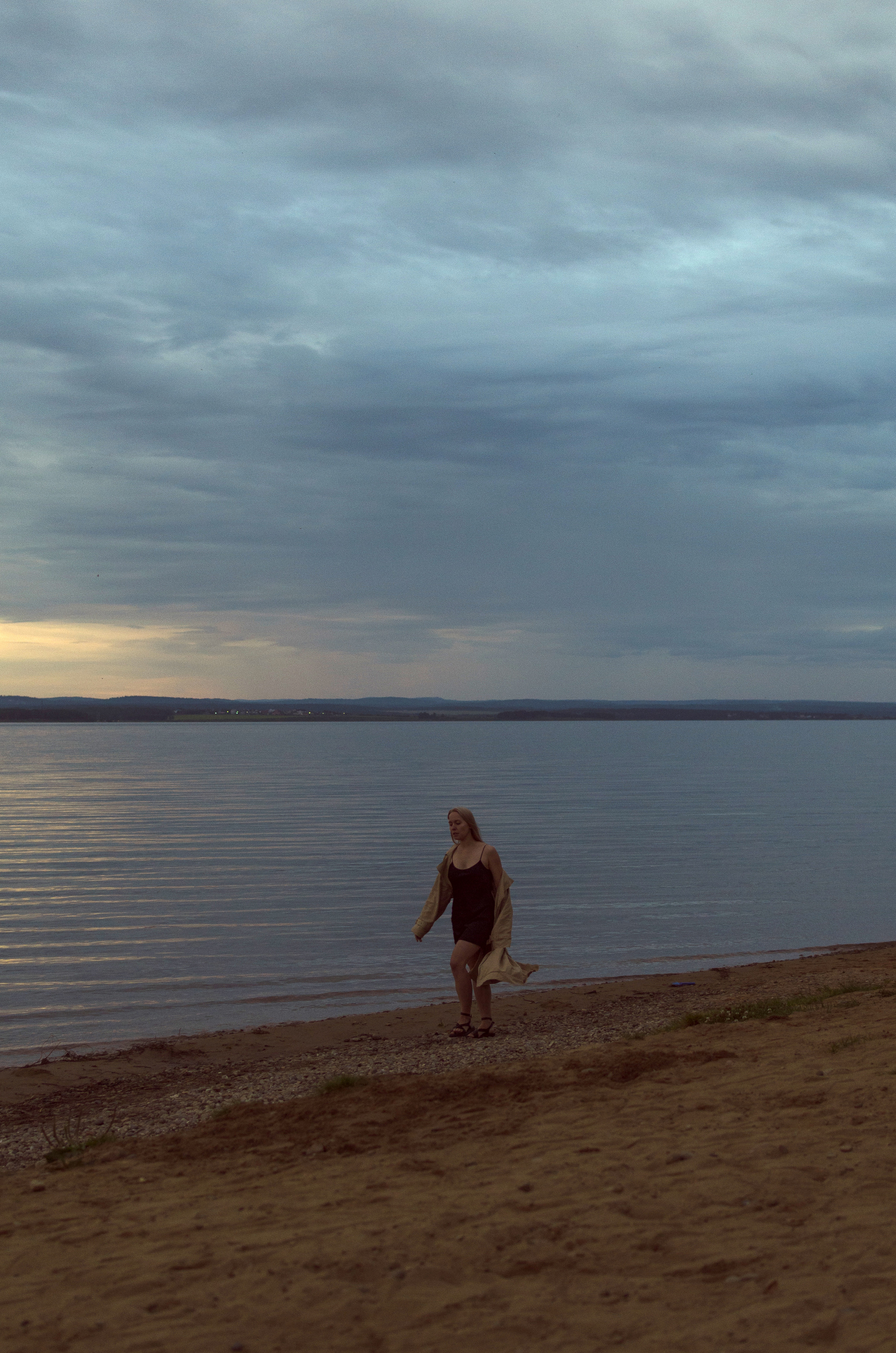 Летняя прогулочная фотосессия на пляже. Женский и семейный фотограф Анна Демина