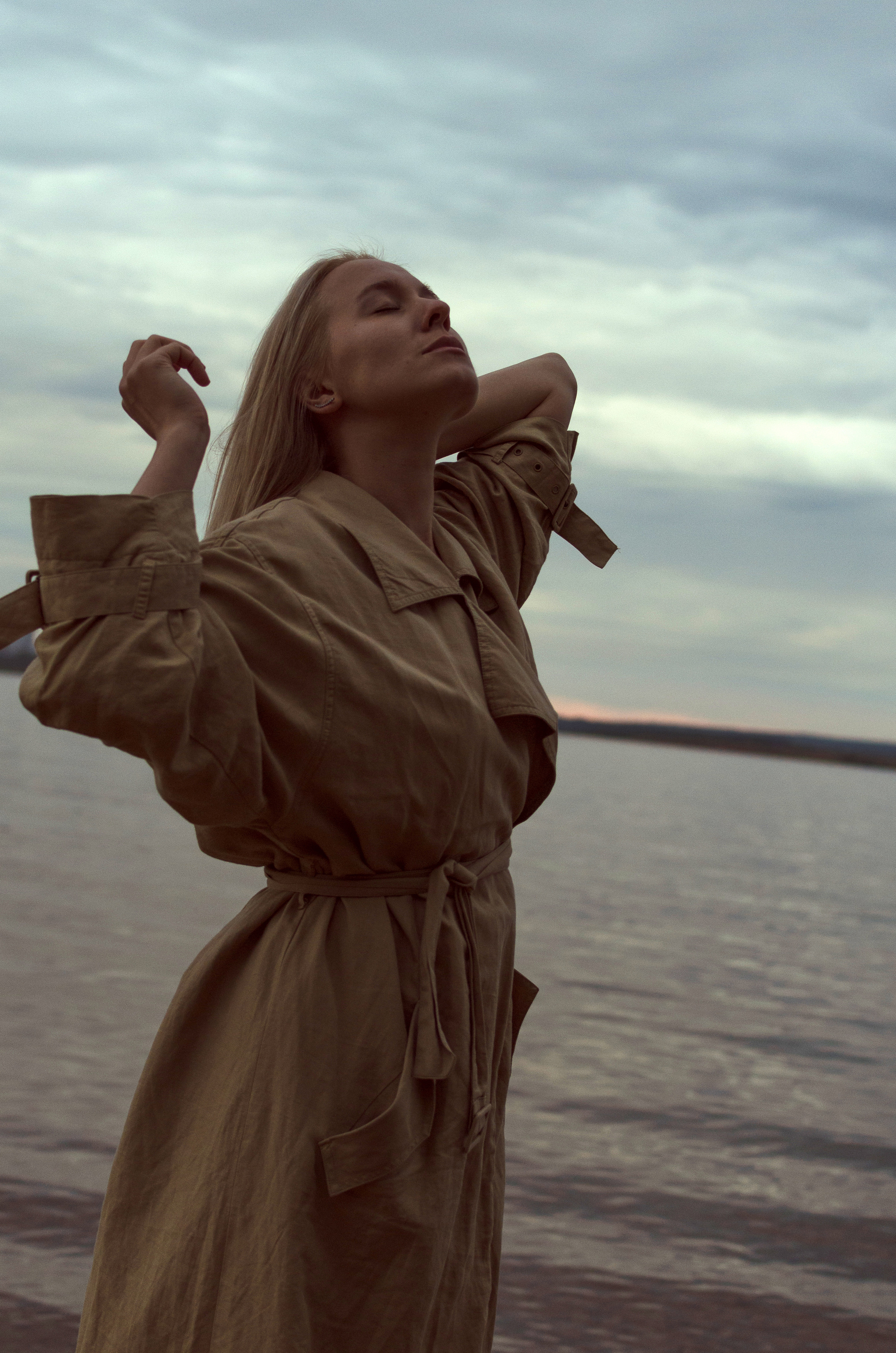 Летняя прогулочная фотосессия на пляже. Женский и семейный фотограф Анна Демина