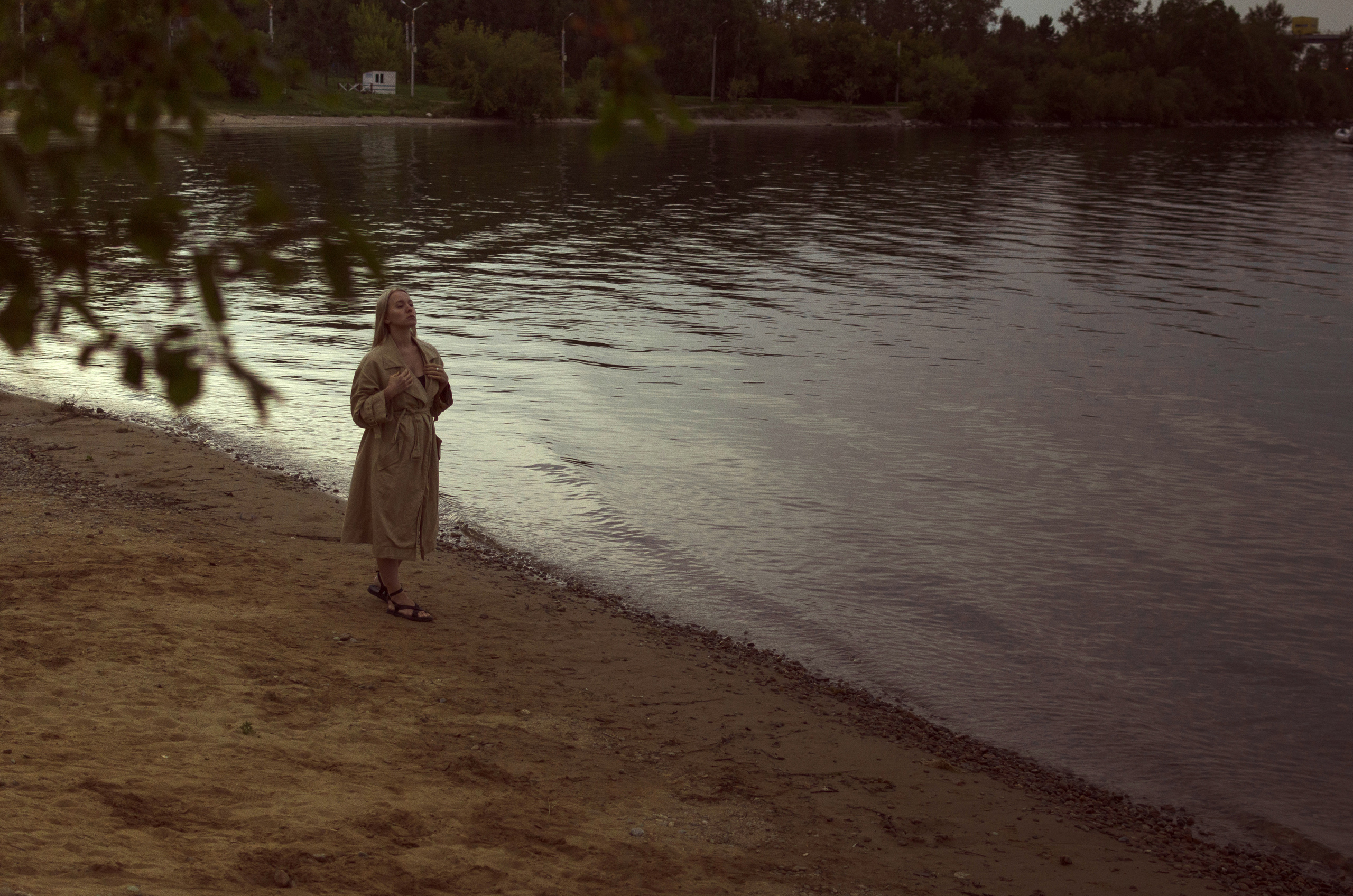 Летняя прогулочная фотосессия на пляже. Женский и семейный фотограф Анна Демина