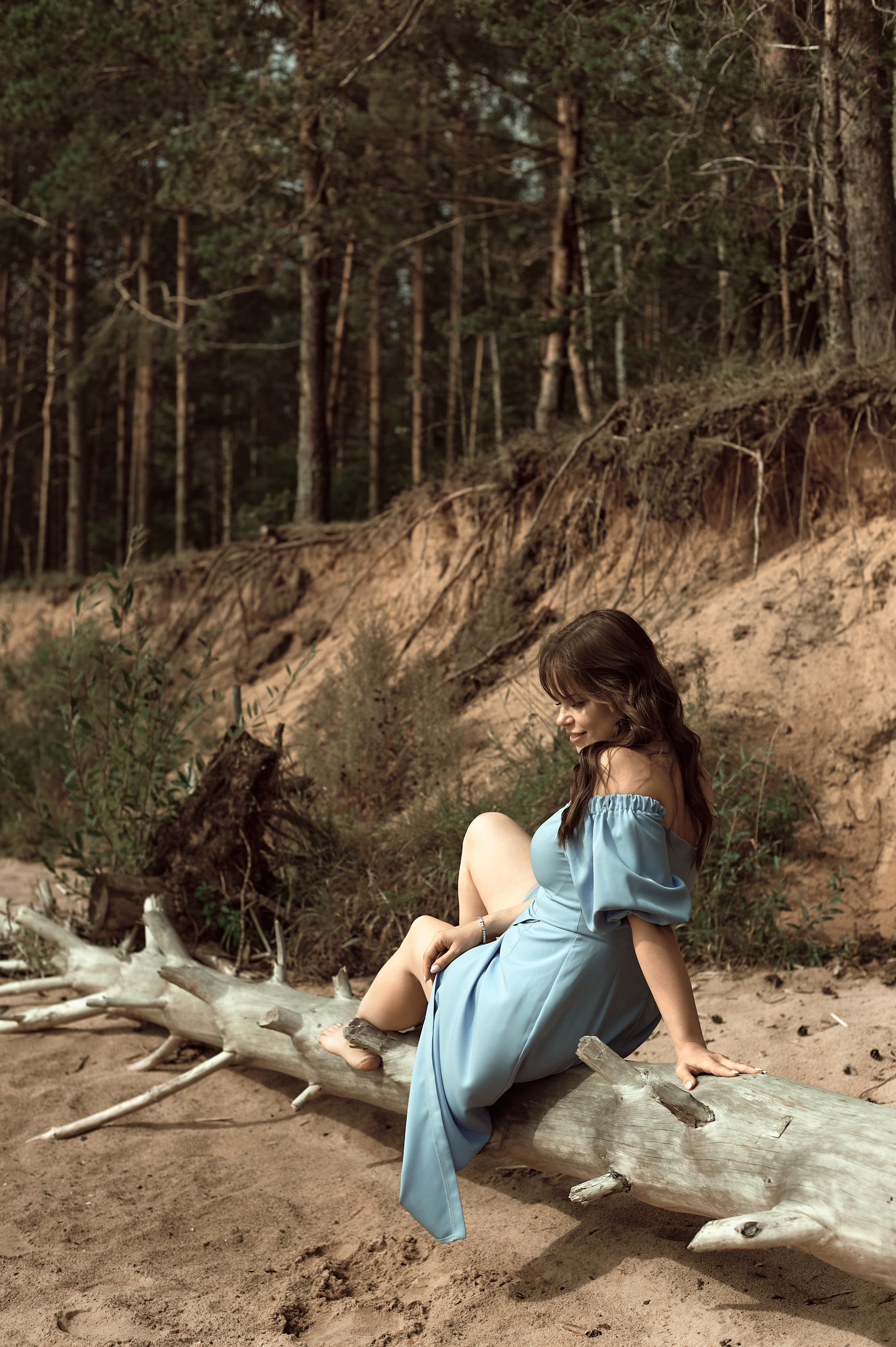 Свадебная фотосессия для Ивана да Елены (у ЗАГСа, прогулка по Советскому проспекту и выезд на Рыбинского вдхр). Женский фотограф в Череповце Даша Акулич