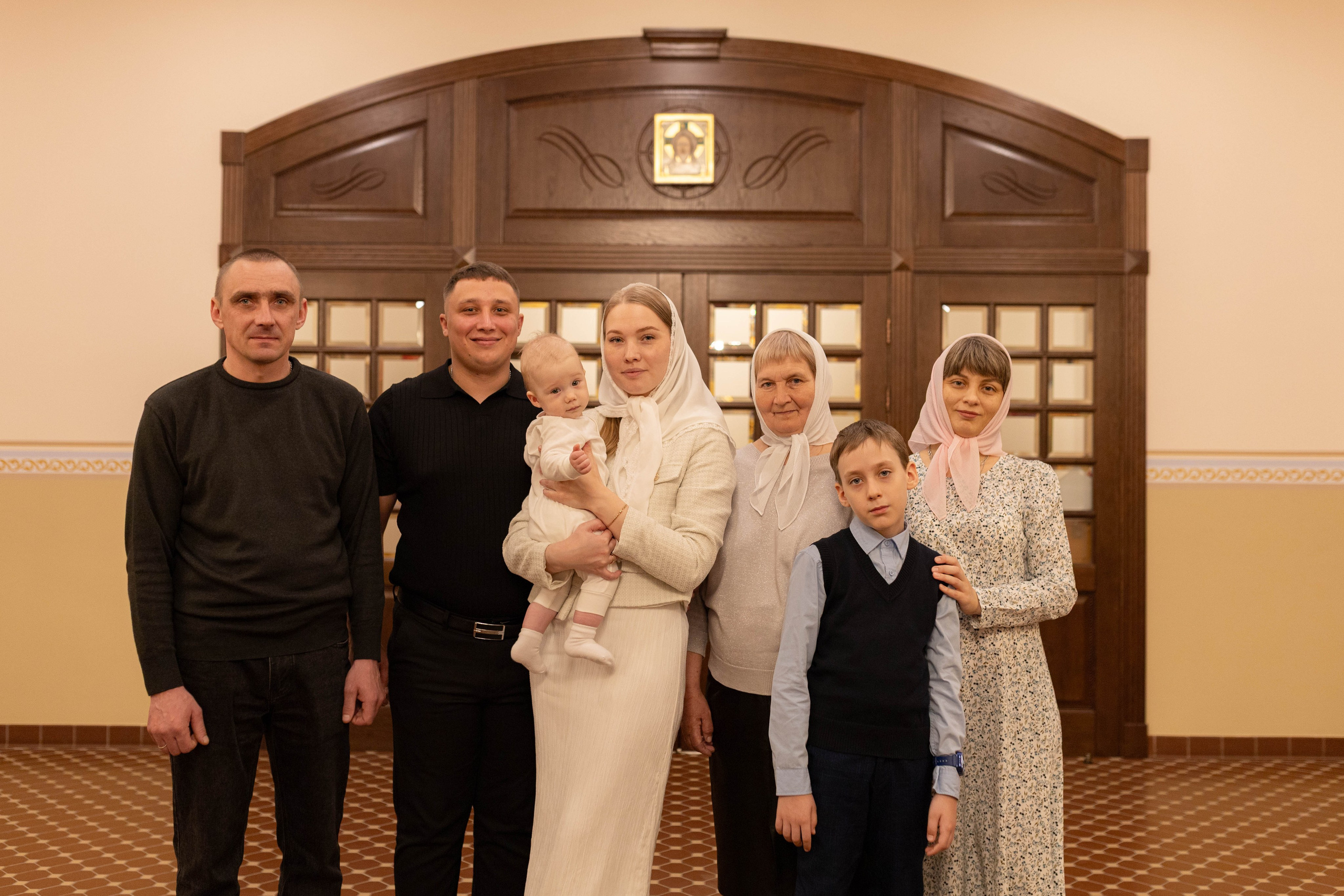 Крестины в храме Покрова Пресвятой Богородицы Сретения Господня г. Рязани. Семейный и детский фотограф в Рязани Васюгова Мария