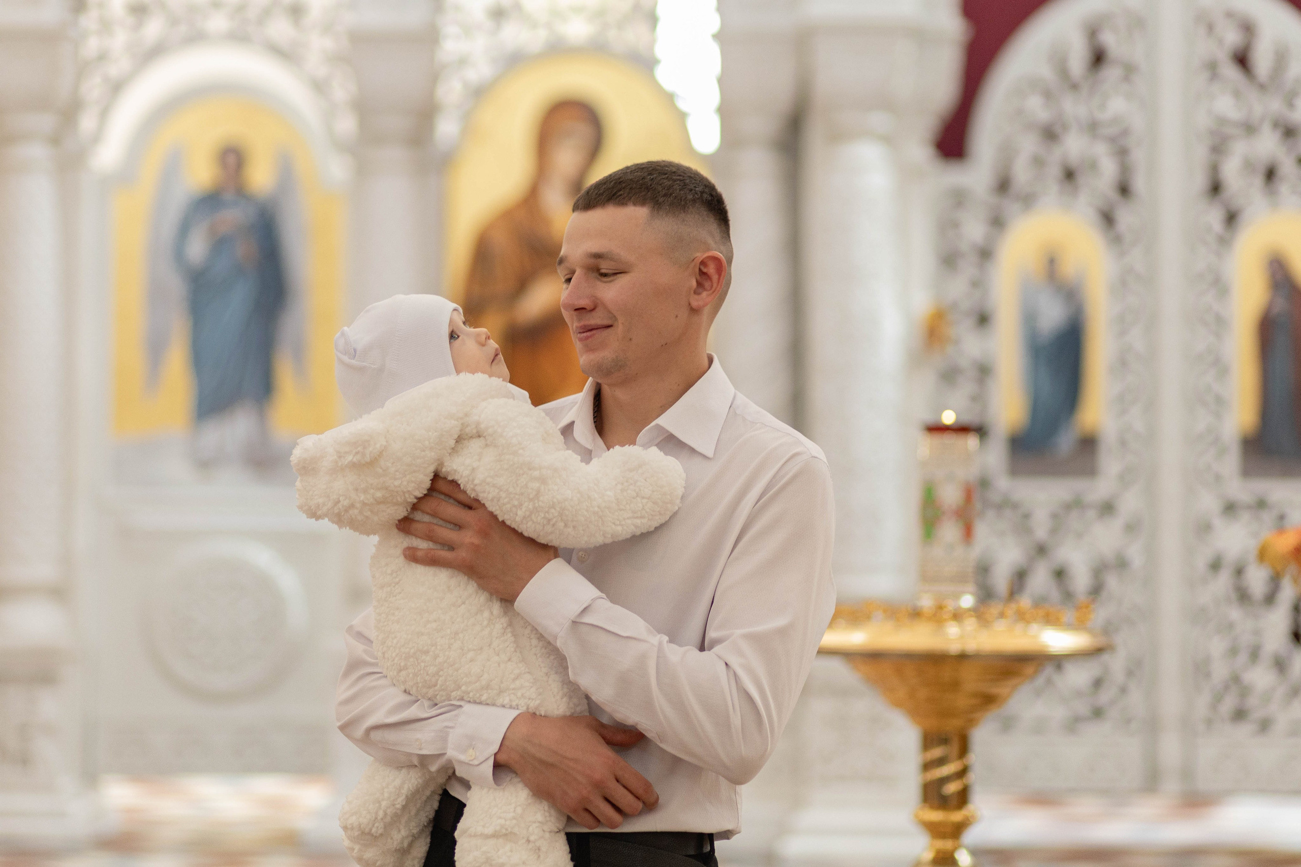 Крестины в храме Покрова Пресвятой Богородицы Сретения Господня г. Рязани. Семейный и детский фотограф в Рязани Васюгова Мария