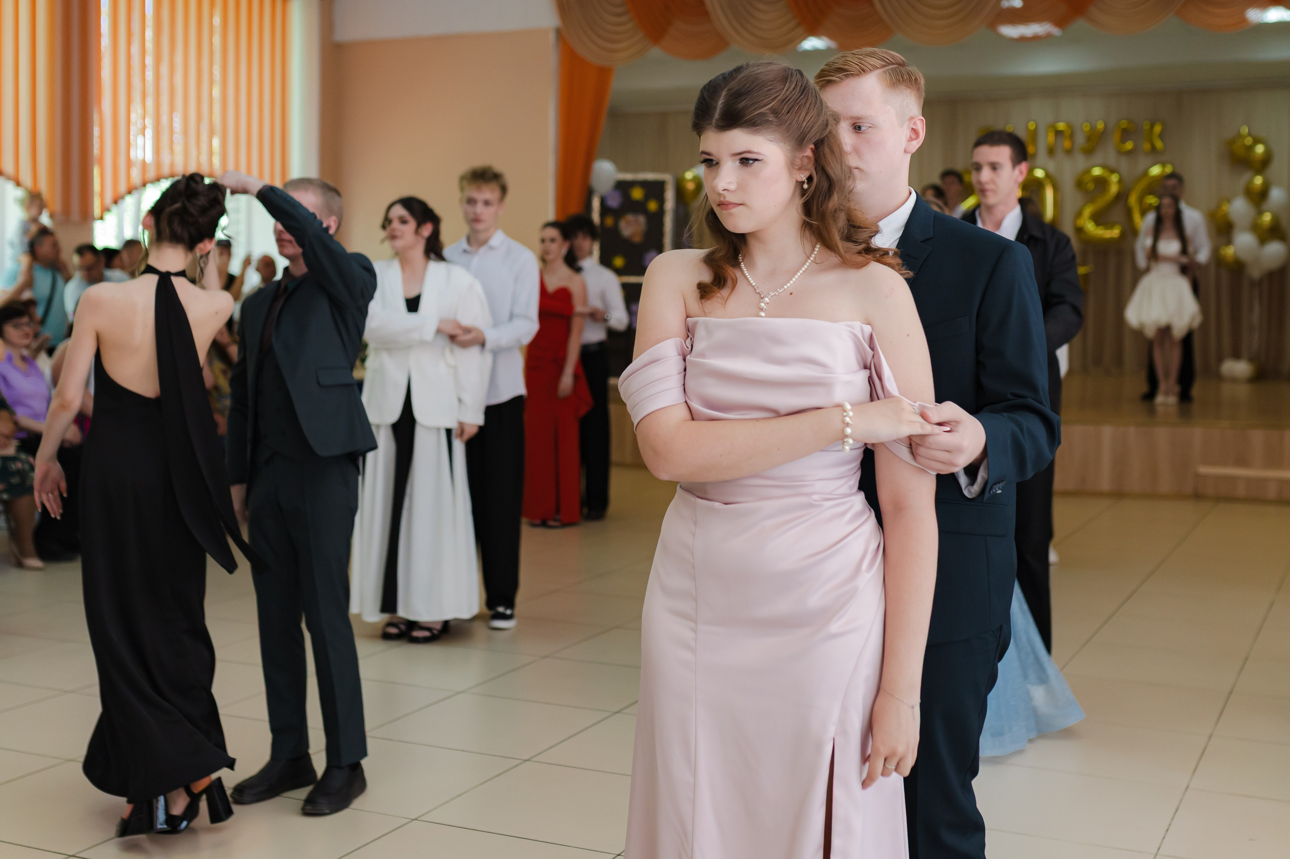 Последний звонок для учеников 11 класса. Семейный и детский фотограф в Рязани Васюгова Мария