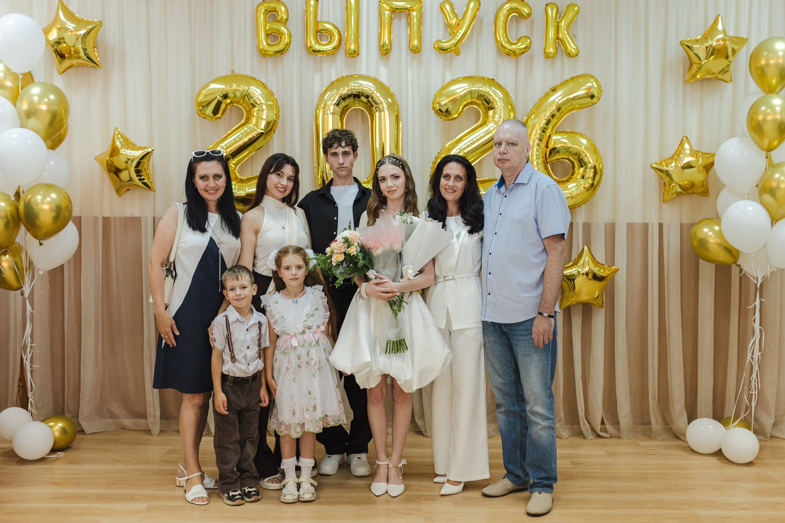 Последний звонок для учеников 11 класса. Семейный и детский фотограф в Рязани Васюгова Мария